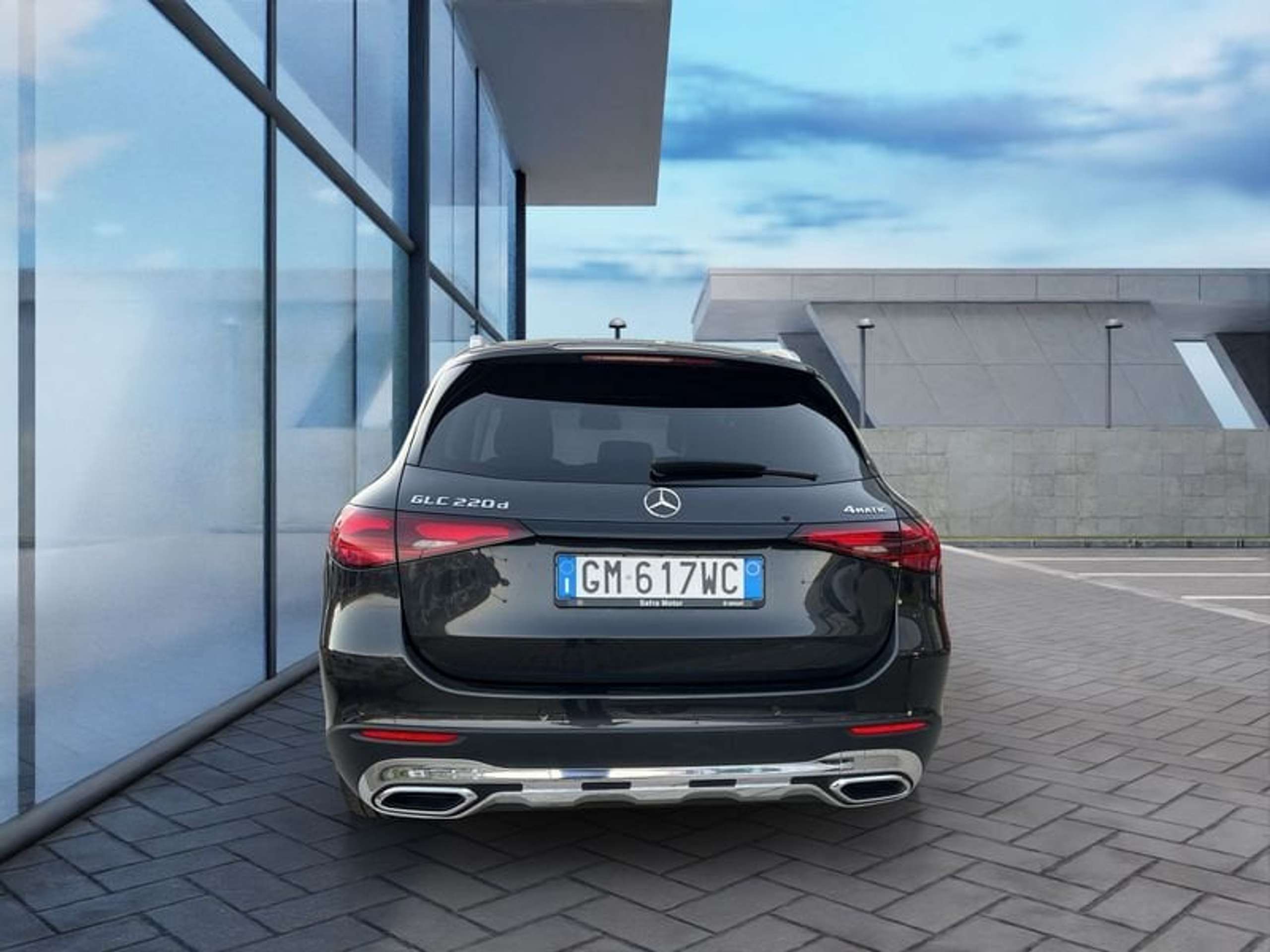 Mercedes-Benz - GLC 220