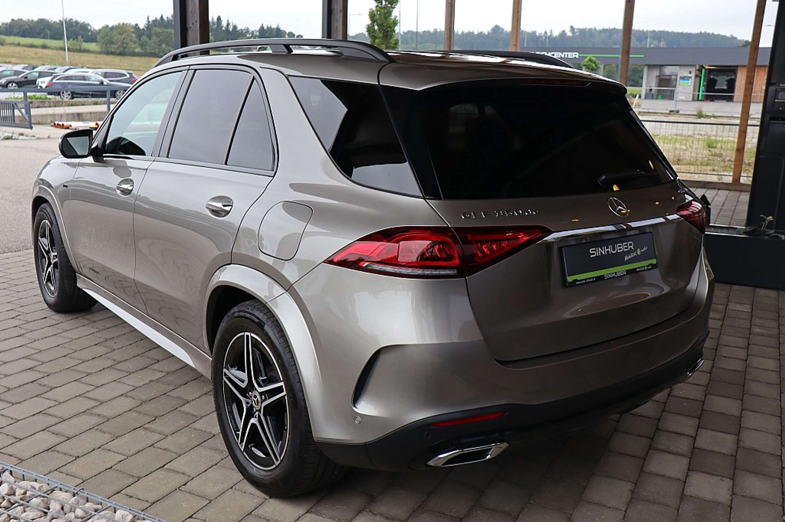 Mercedes-Benz - GLE 350