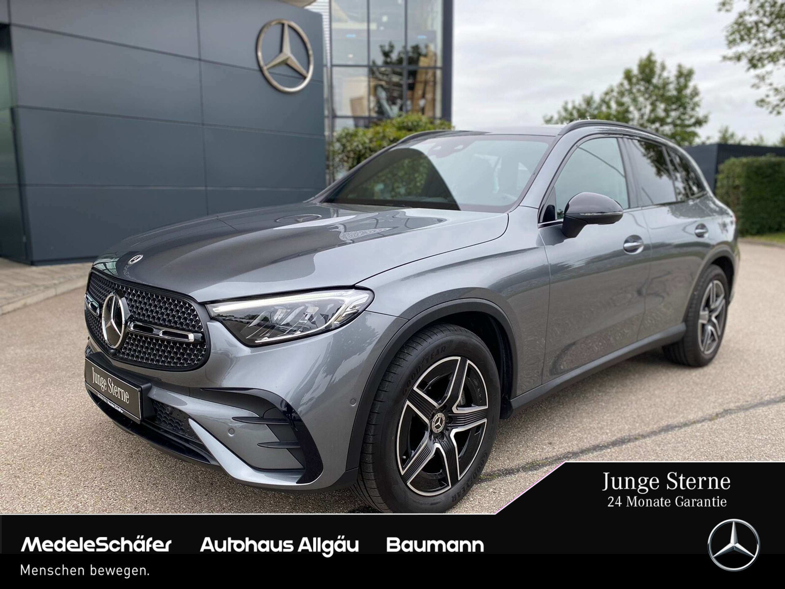 Mercedes-Benz - GLC 300