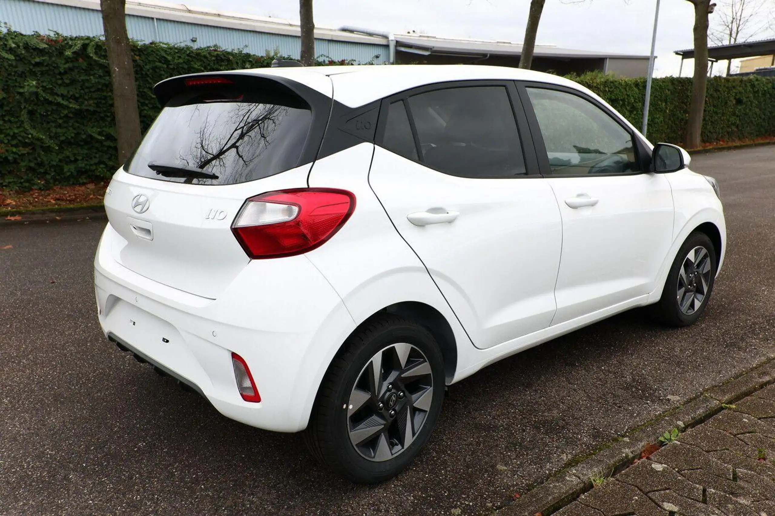 Hyundai - i10