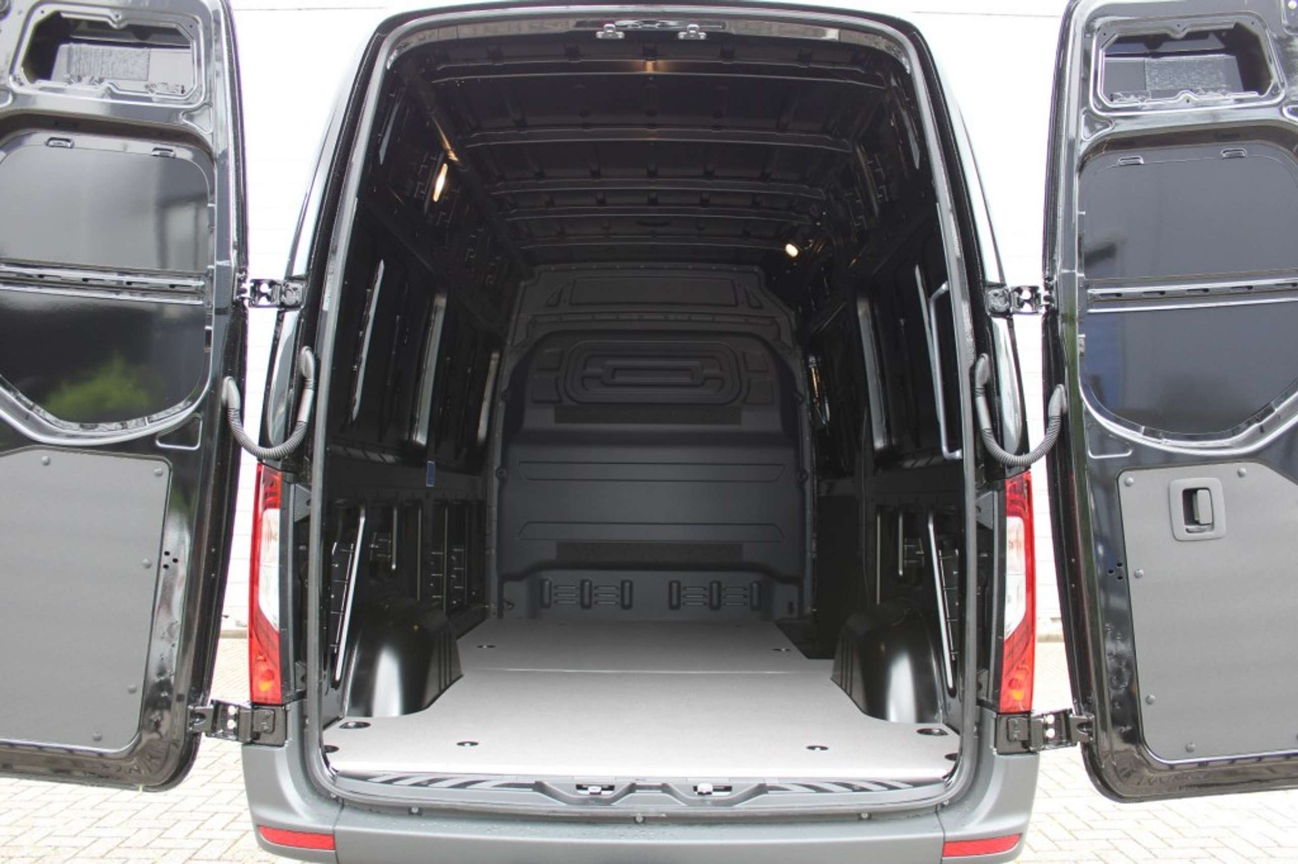 Mercedes-Benz - Sprinter