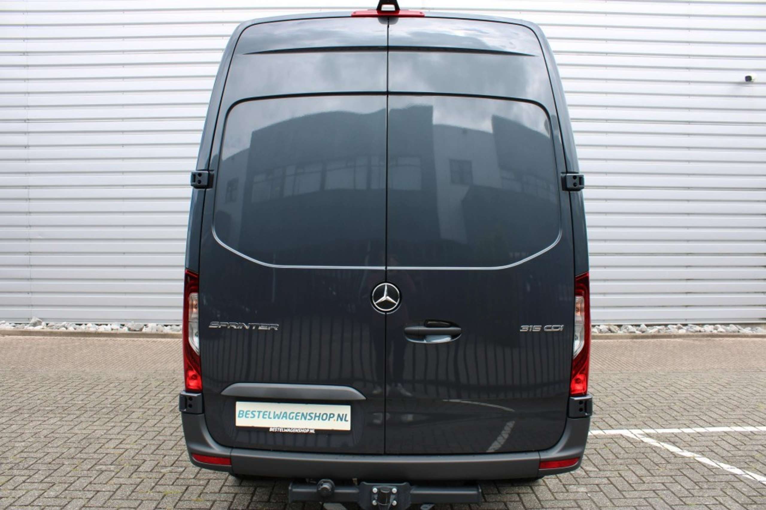 Mercedes-Benz - Sprinter