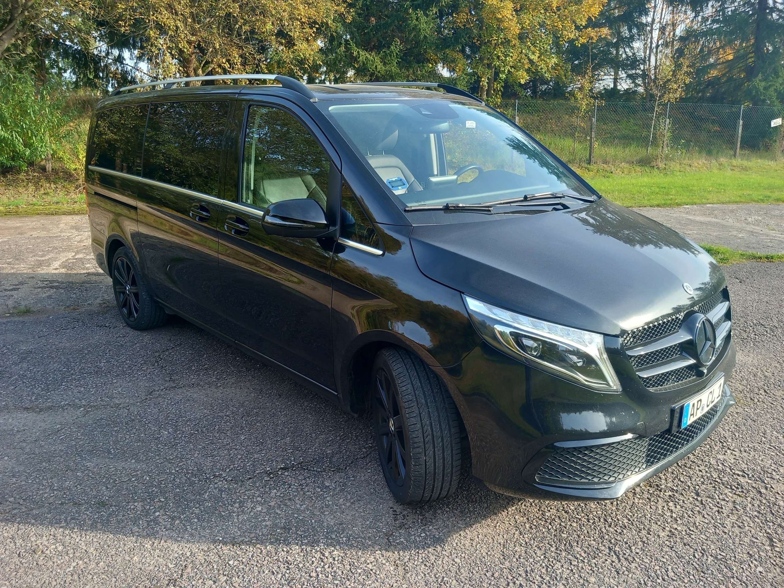 Mercedes-Benz - V 300