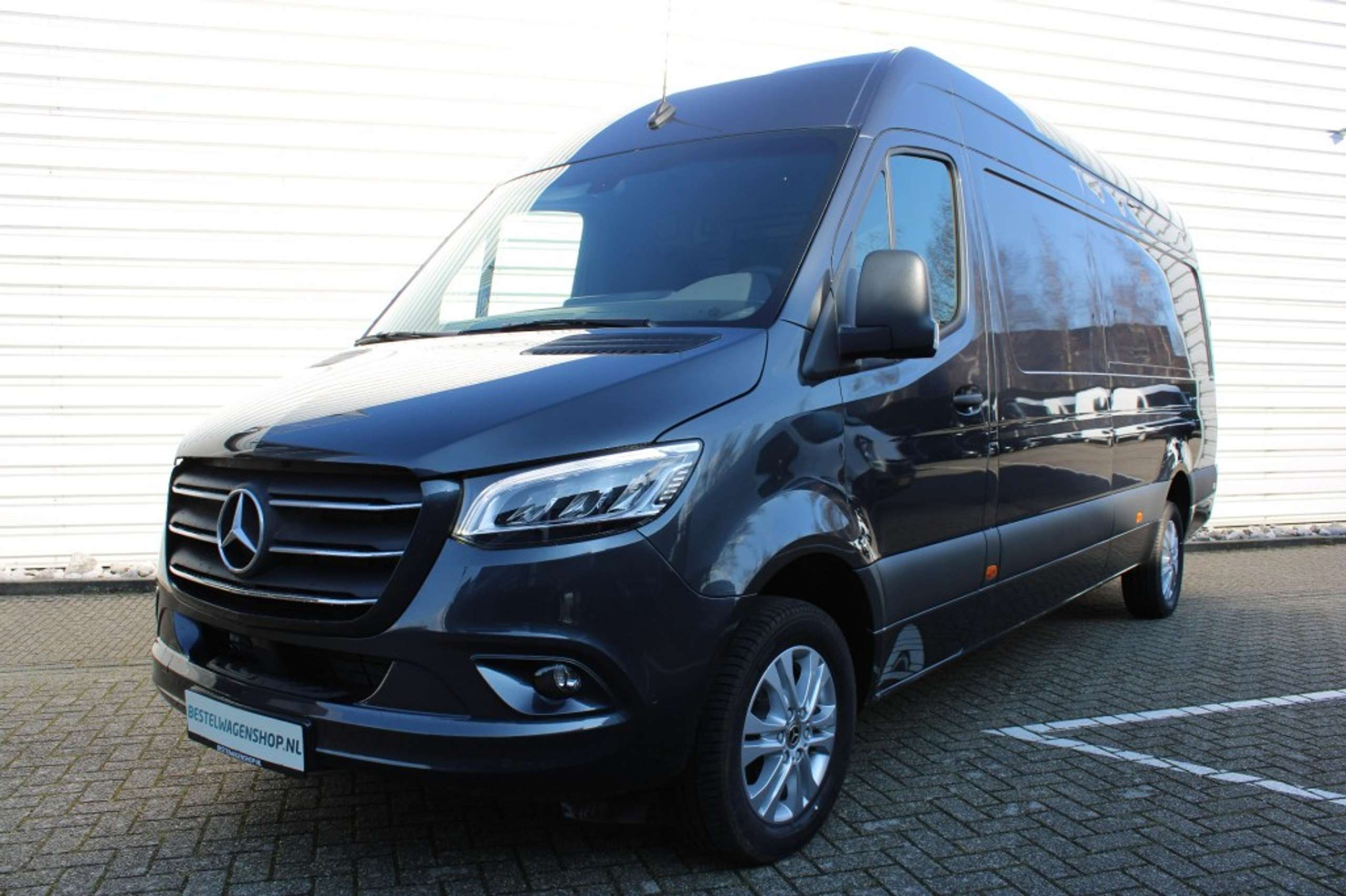 Mercedes-Benz - Sprinter