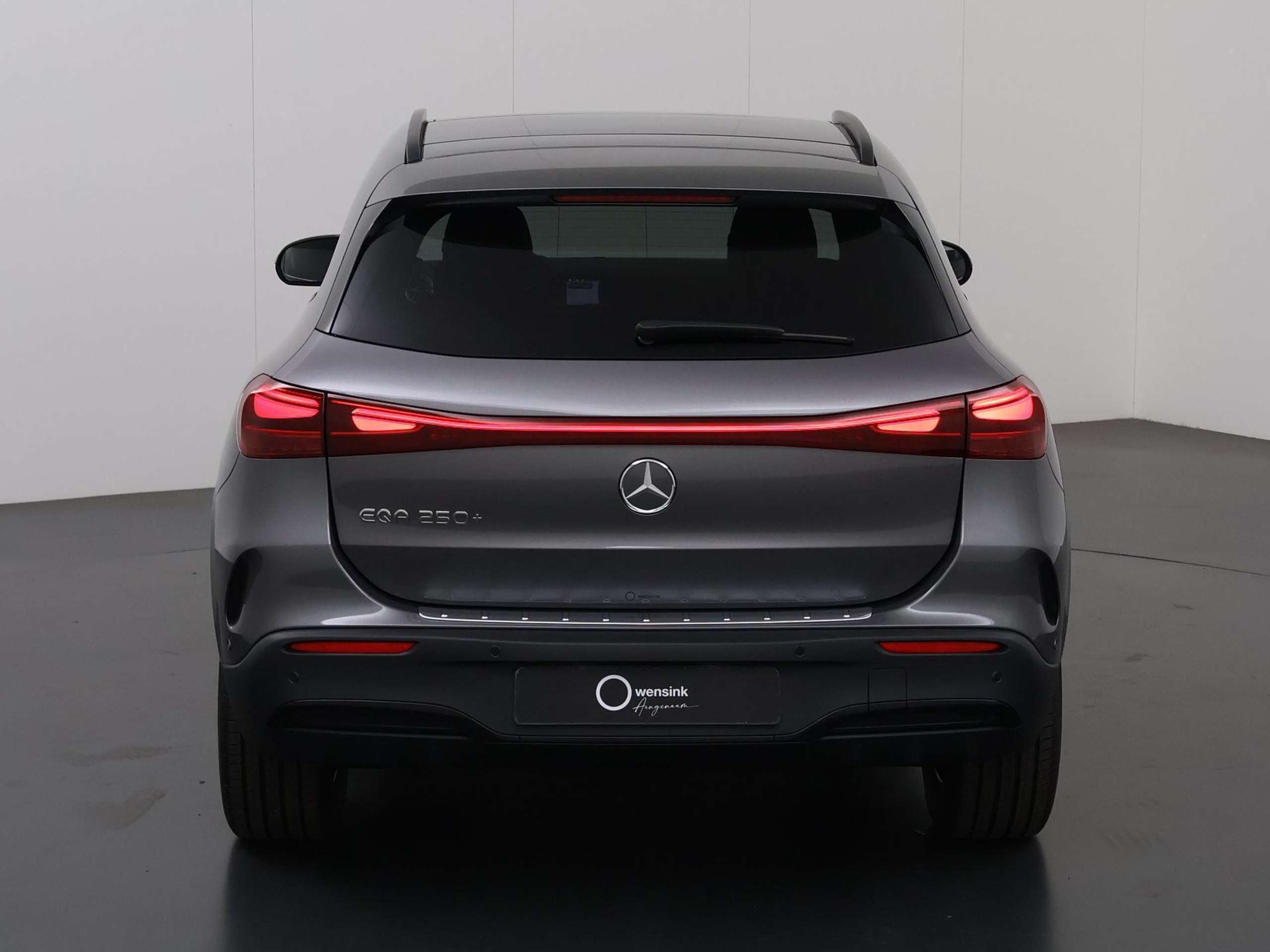 Mercedes-Benz - EQA