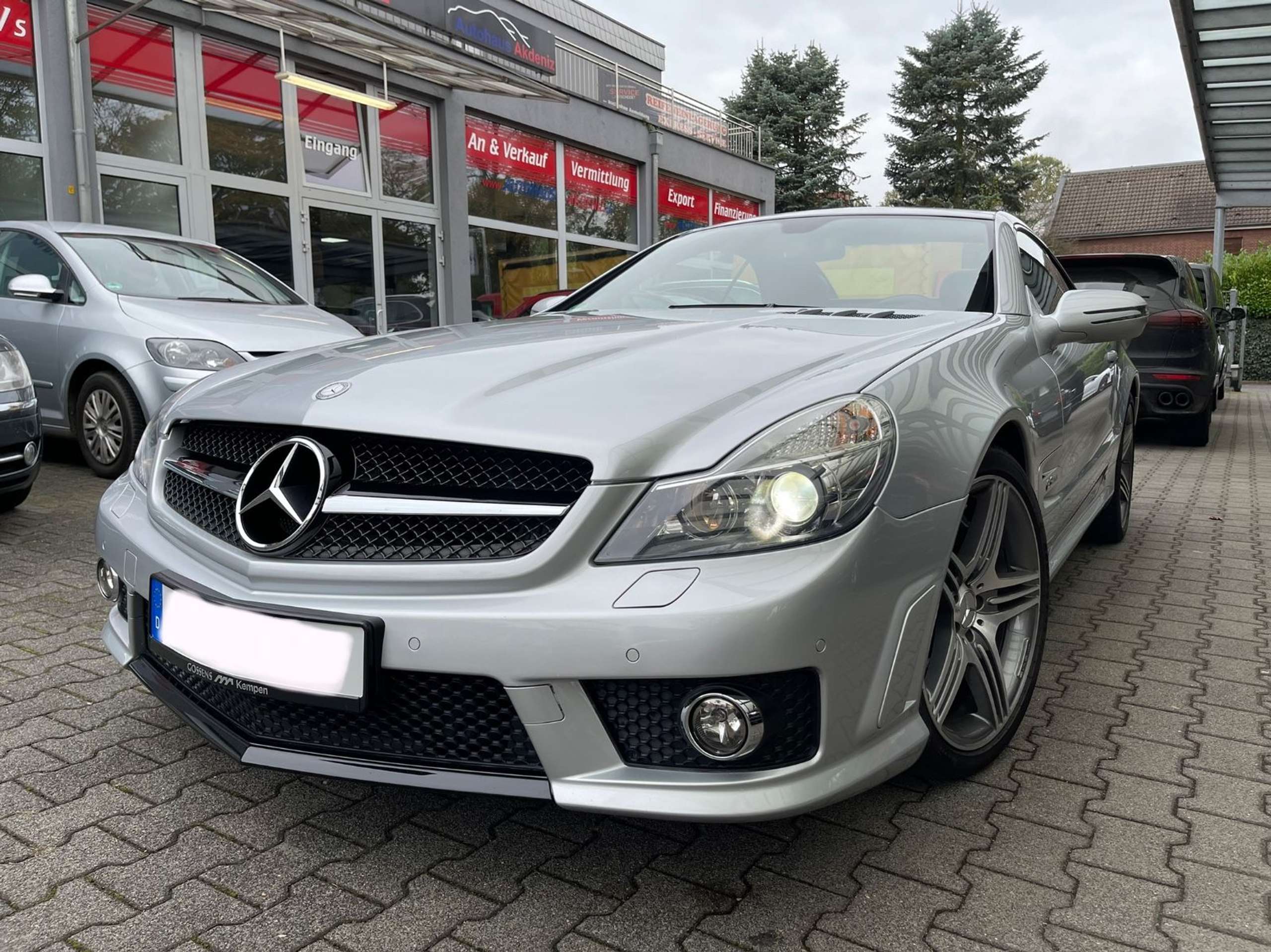 Mercedes-Benz - SL 63 AMG