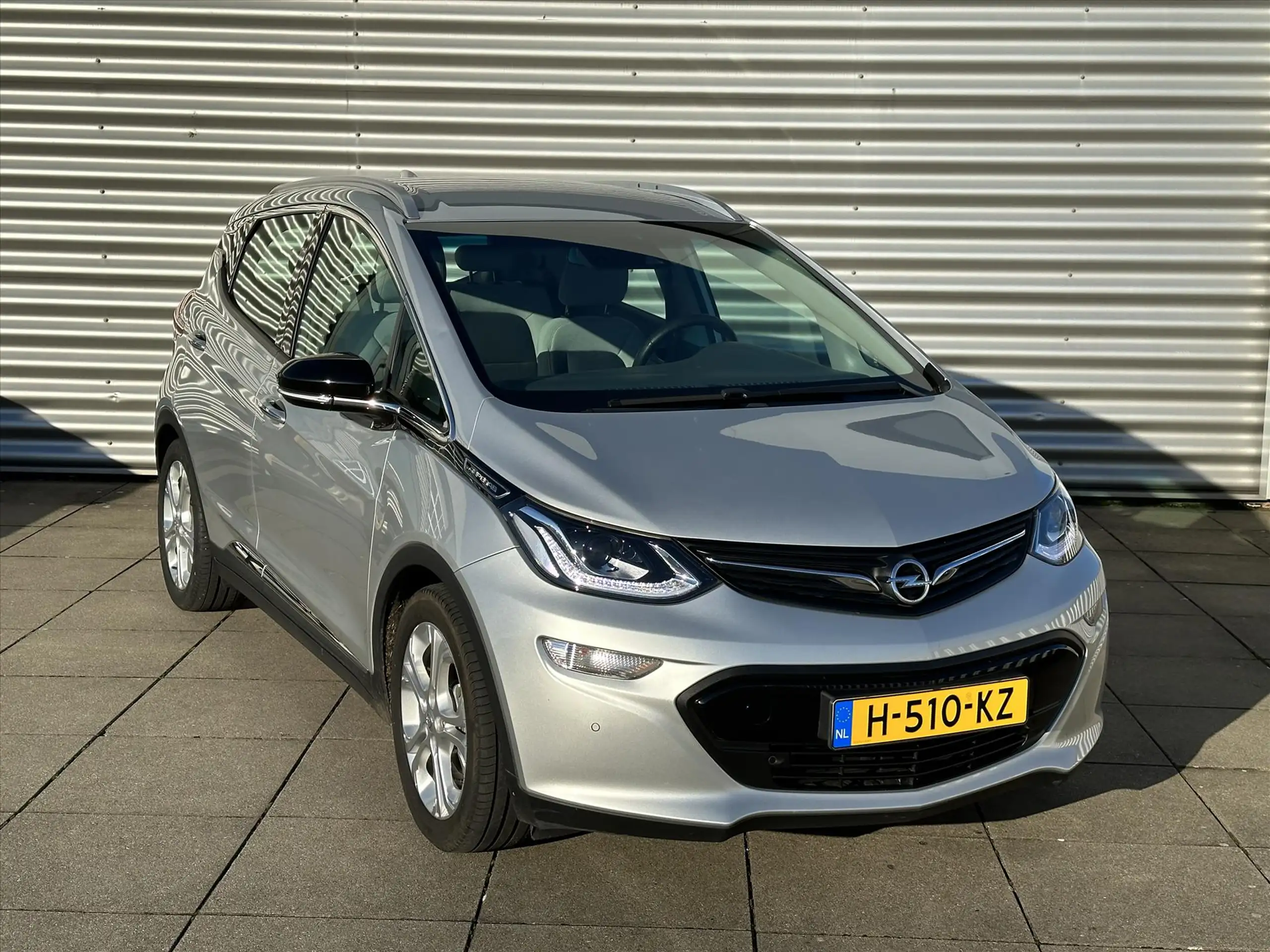 Opel - Ampera-E