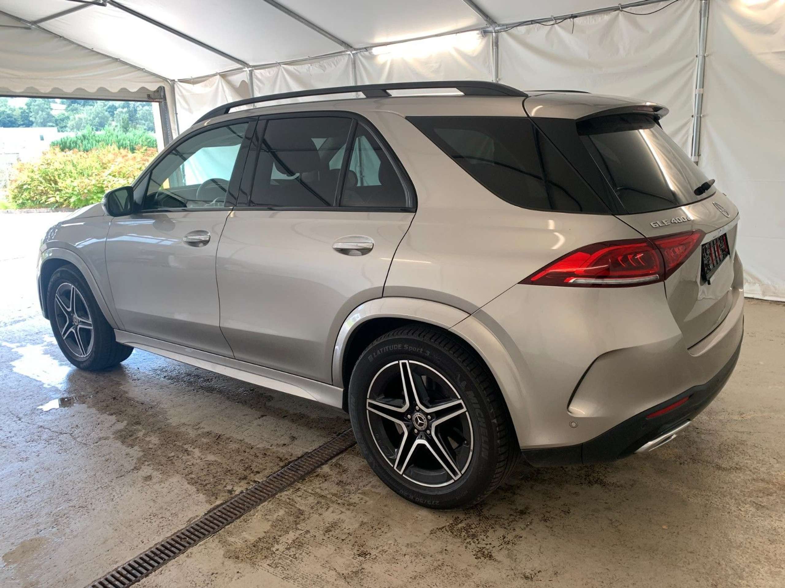 Mercedes-Benz - GLE 400