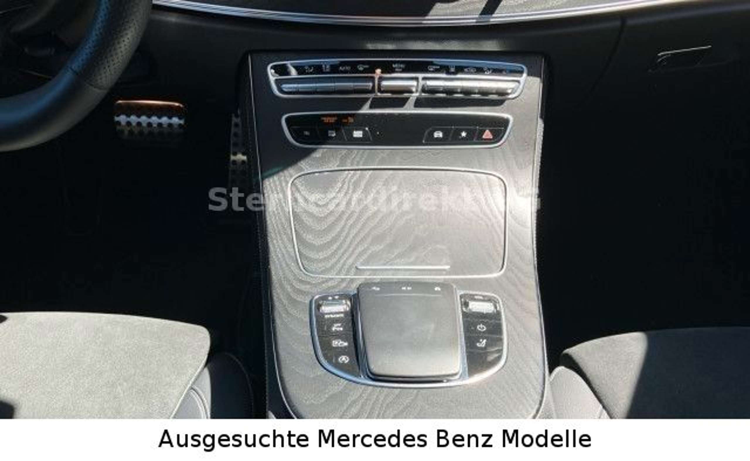 Mercedes-Benz - E 400