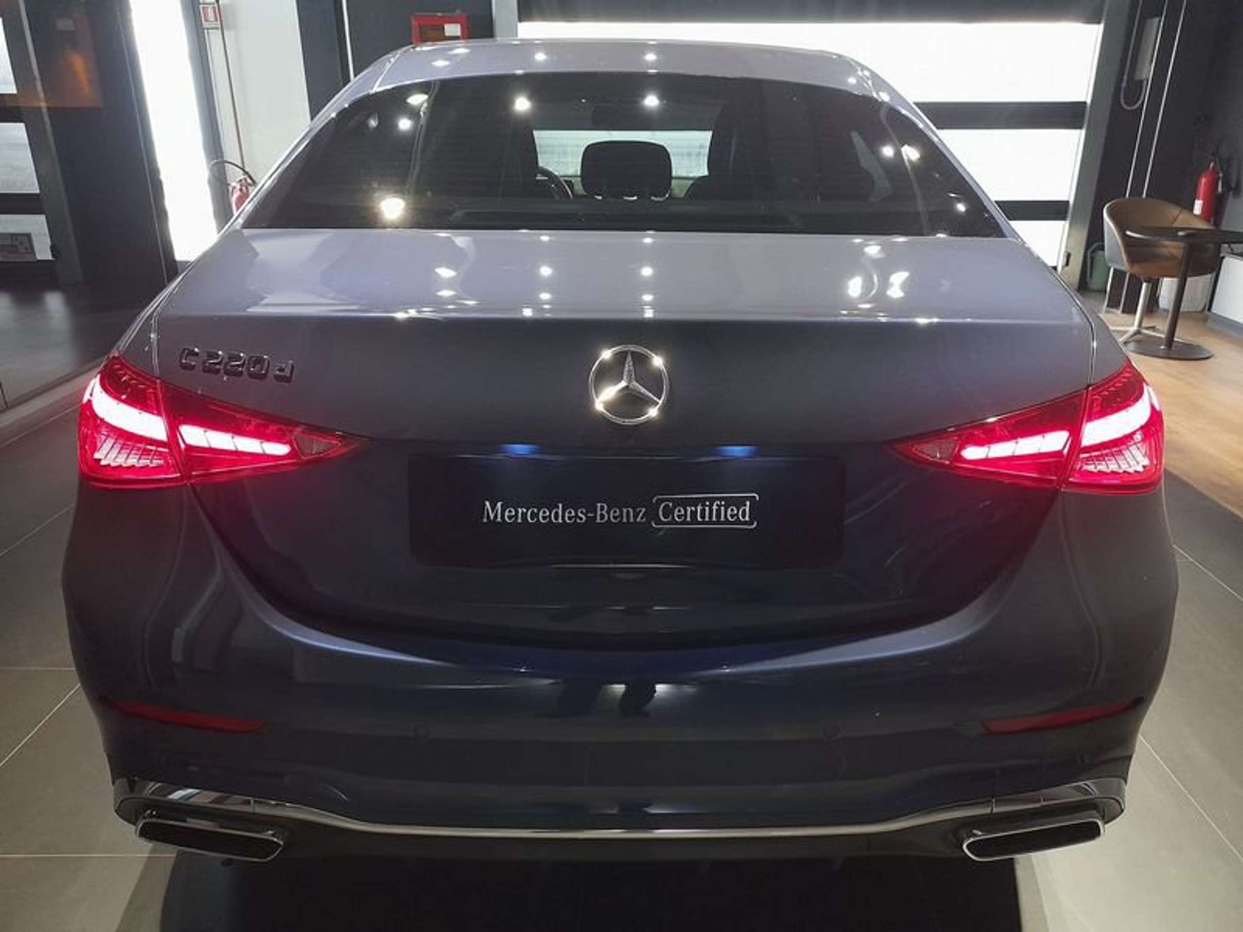 Mercedes-Benz - C 220