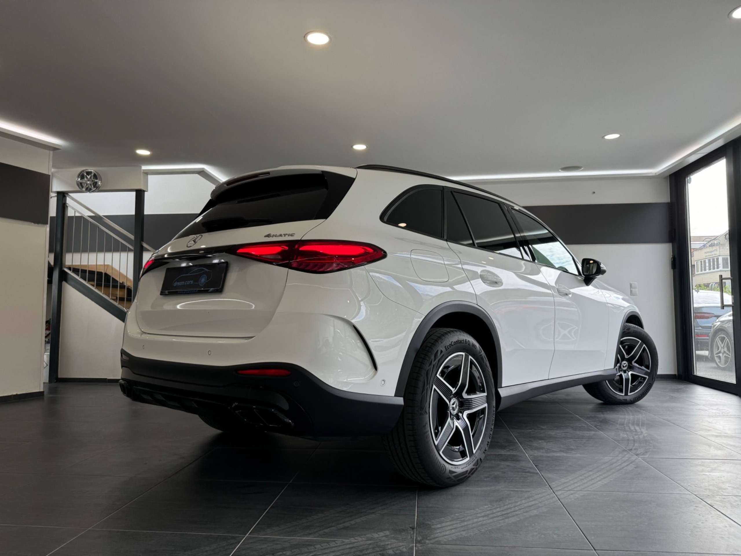 Mercedes-Benz - GLC 220