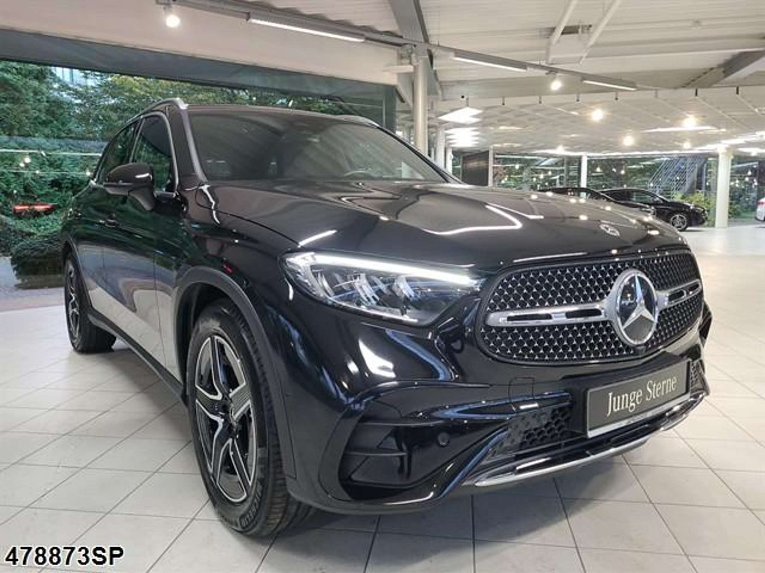 Mercedes-Benz - GLC 220