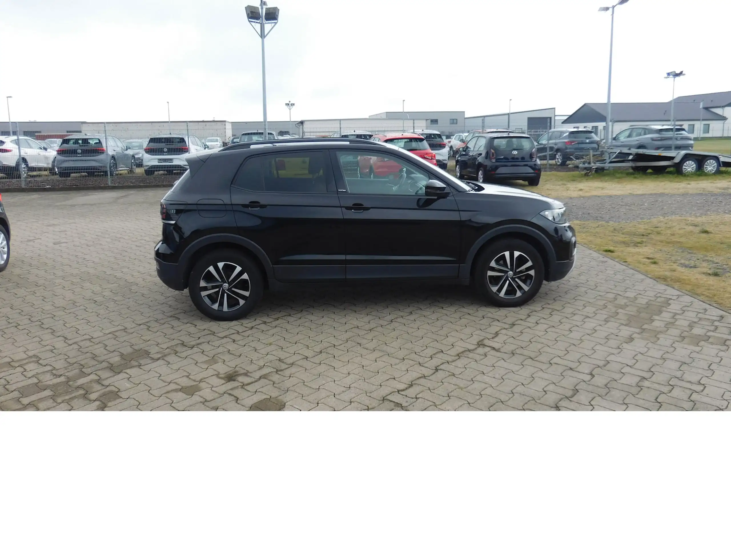 Volkswagen - T-Cross