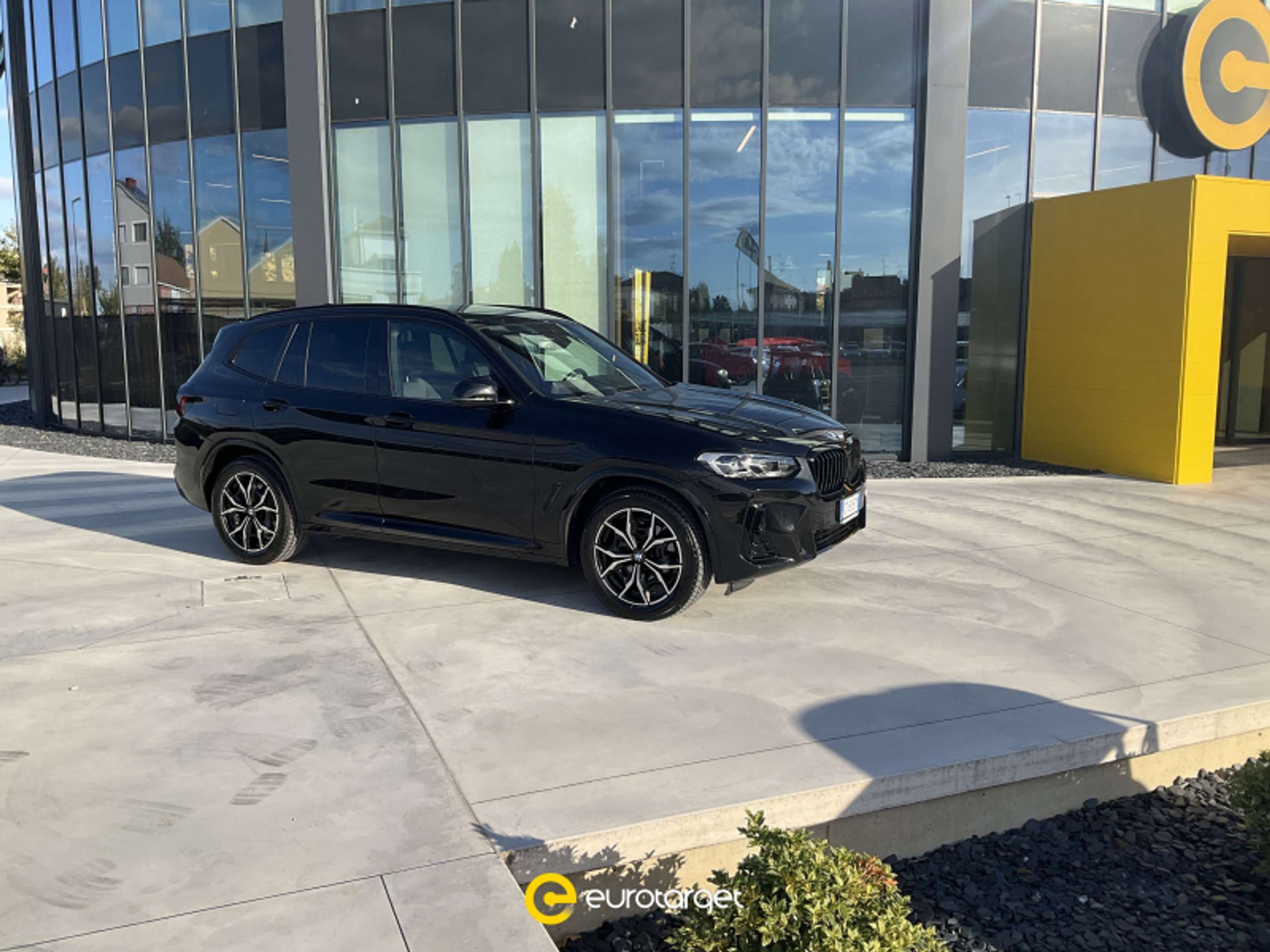 BMW - X3