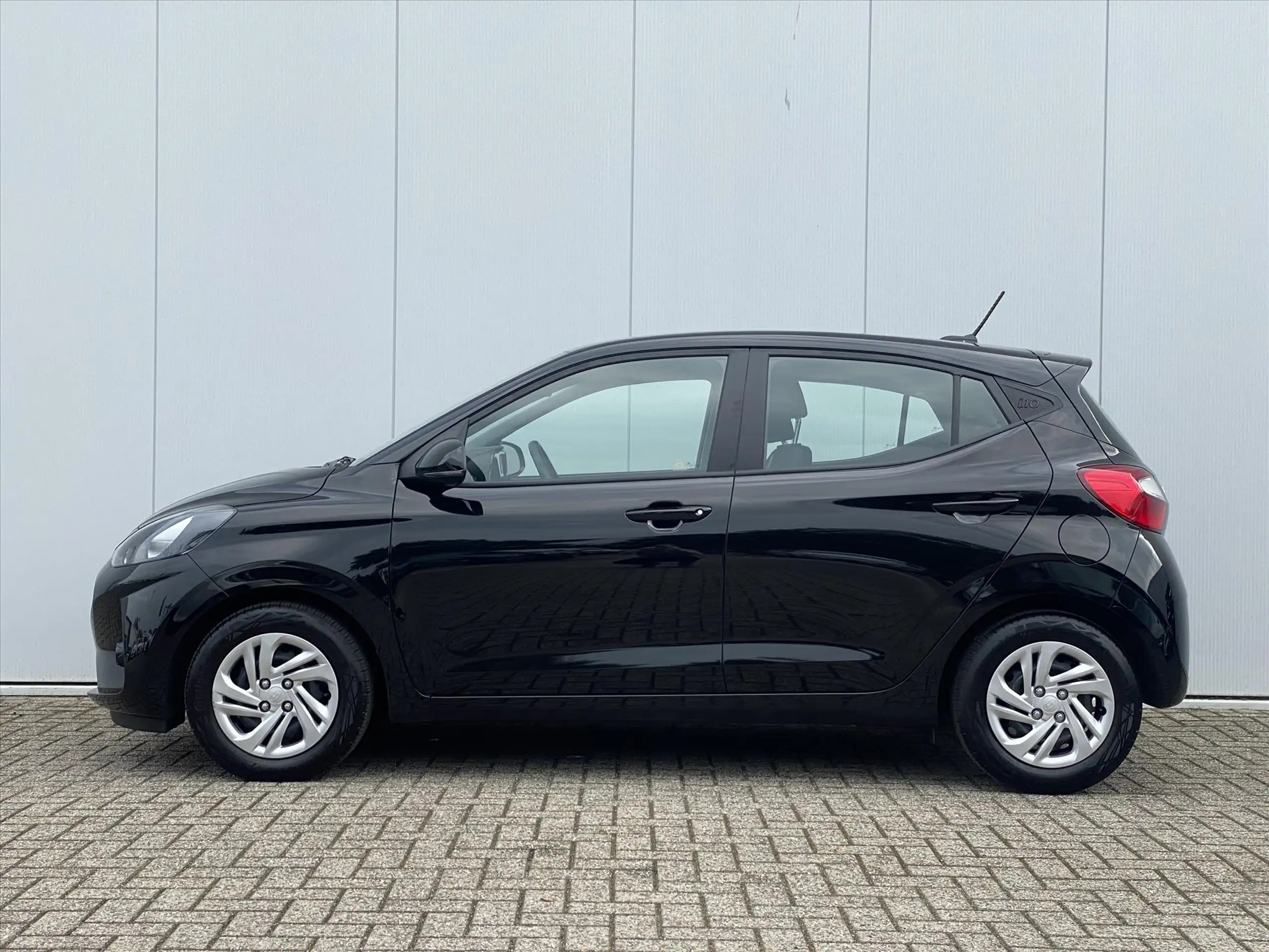 Hyundai - i10