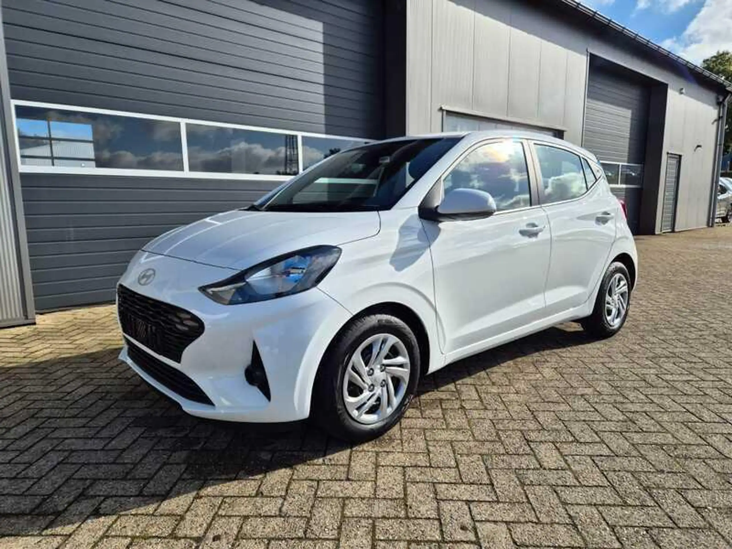 Hyundai - i10