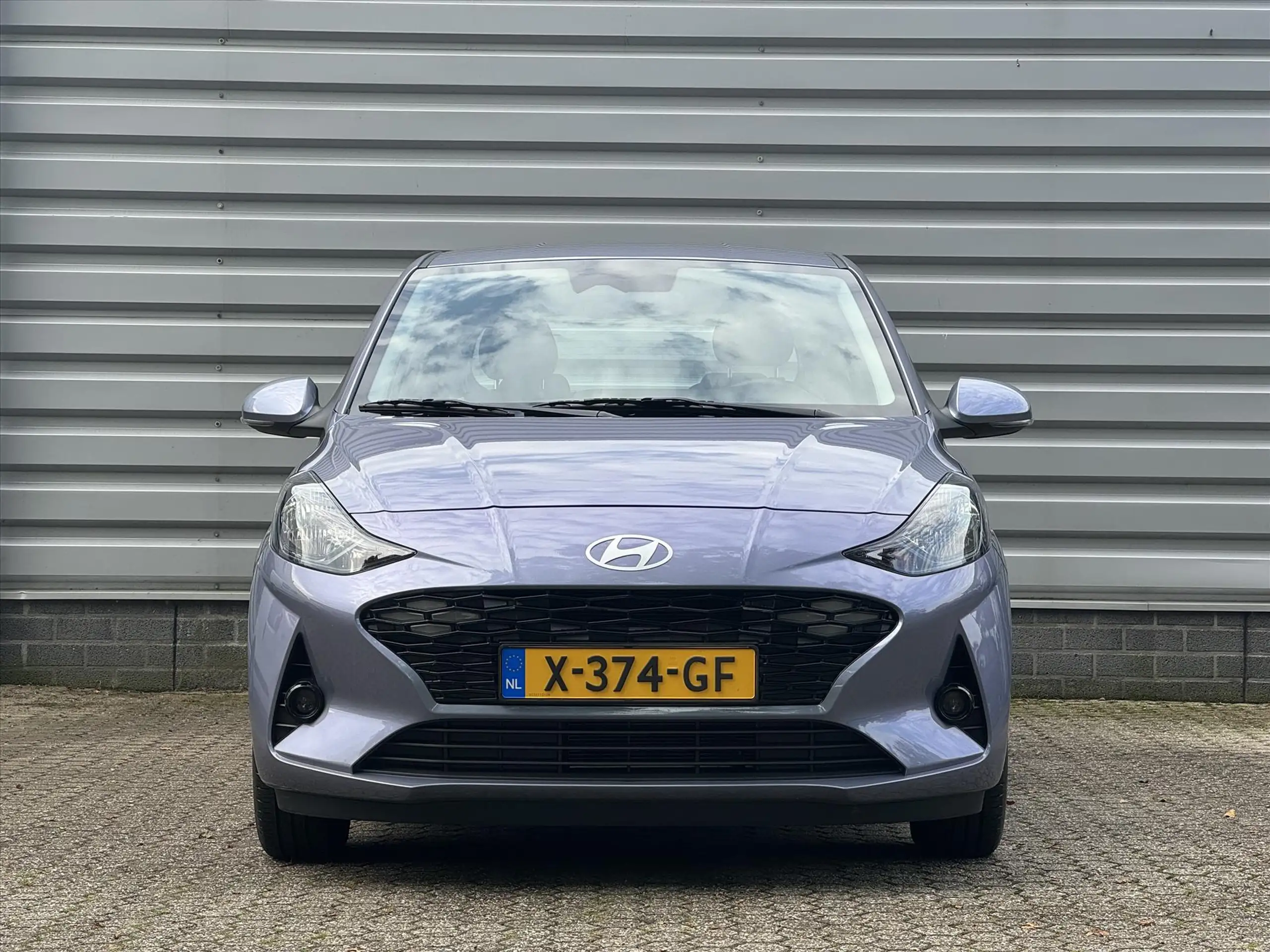 Hyundai - i10