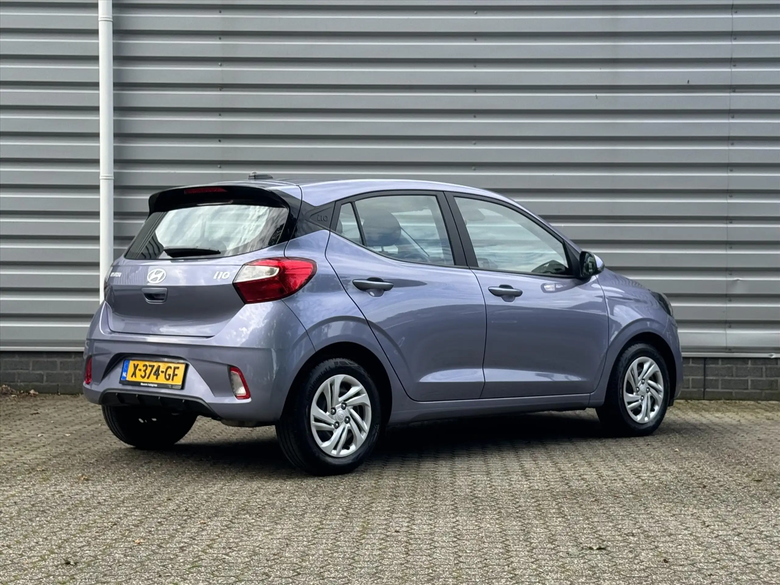 Hyundai - i10