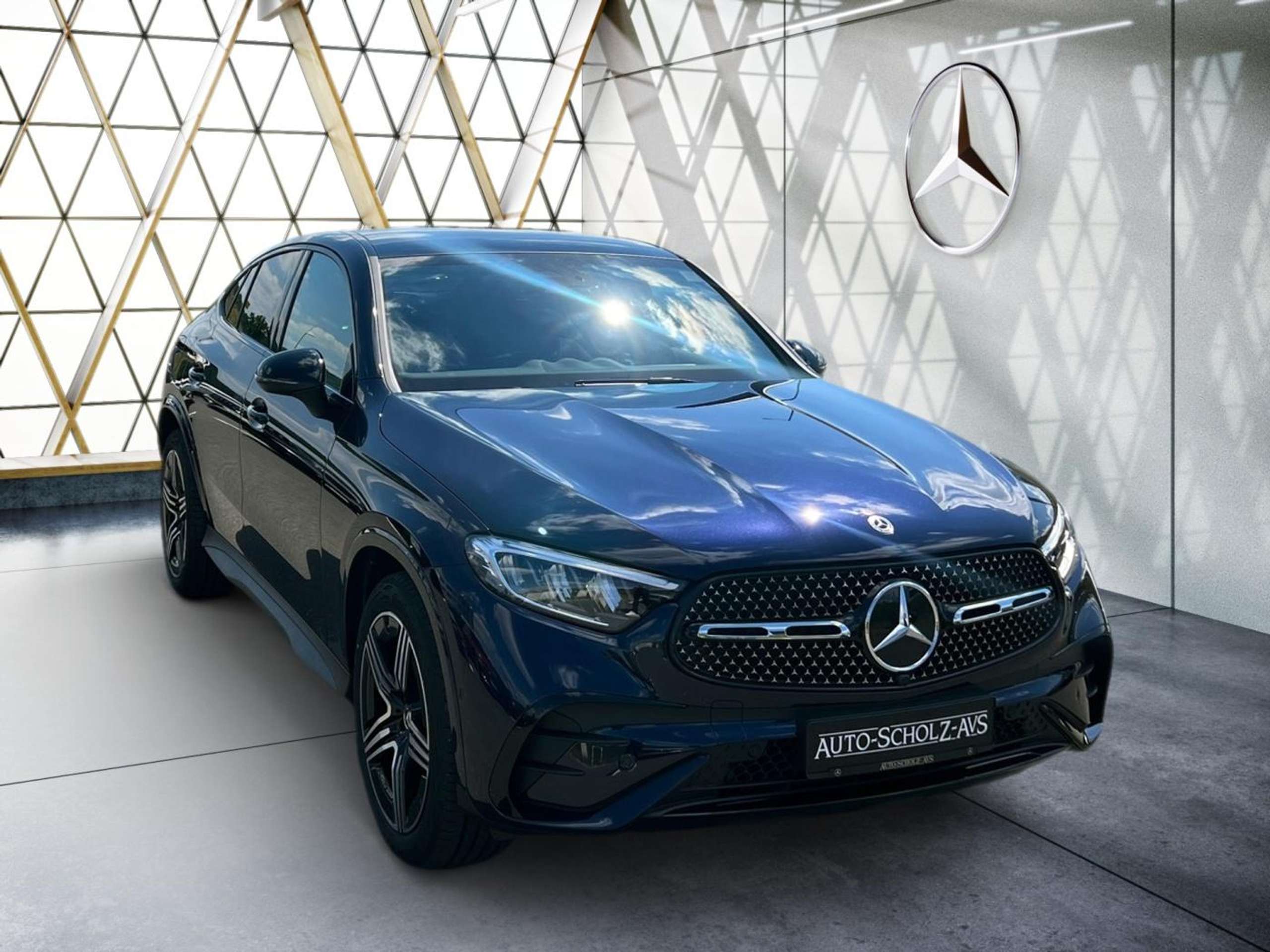 Mercedes-Benz - GLC 200