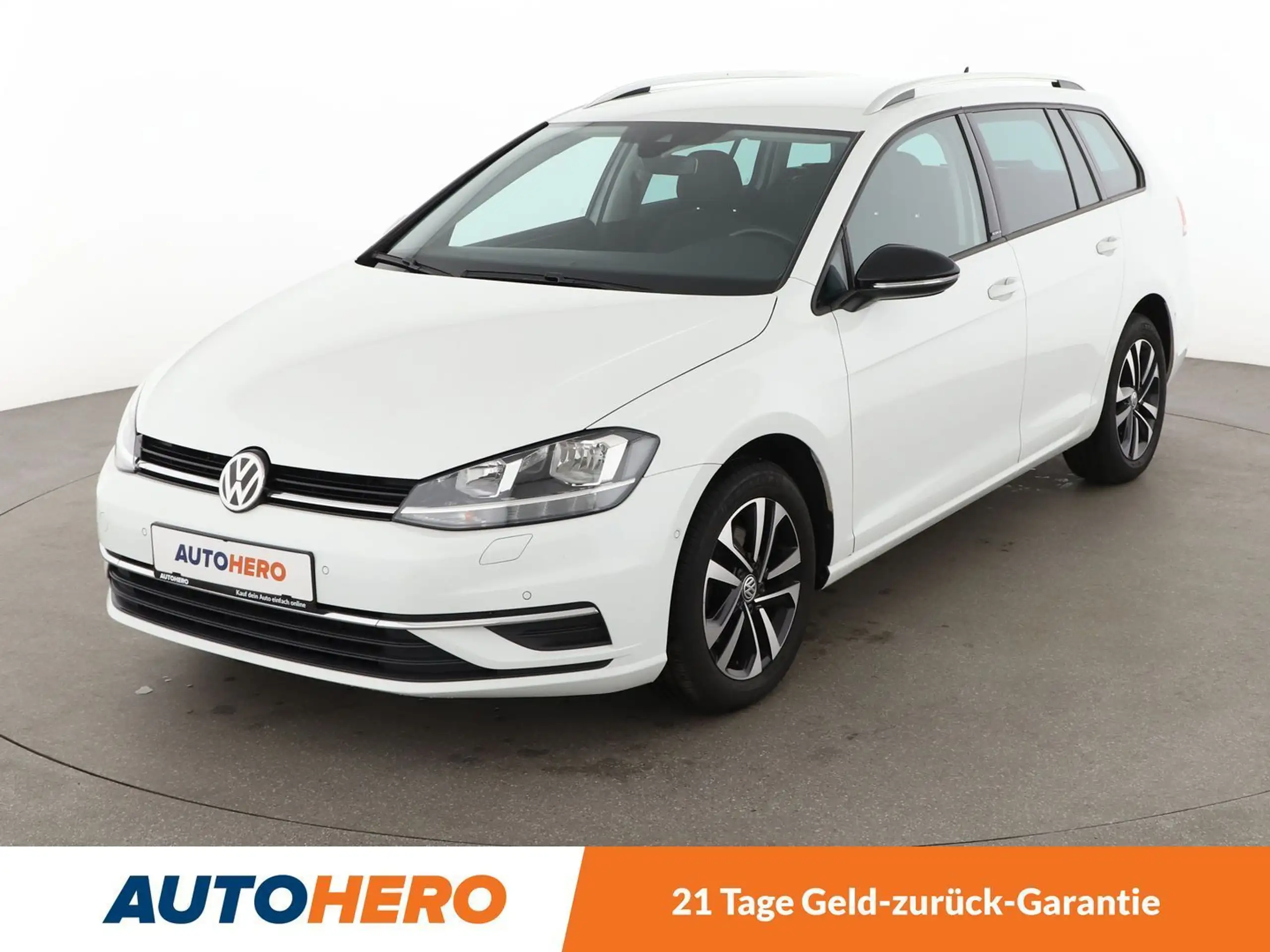 Volkswagen - Golf