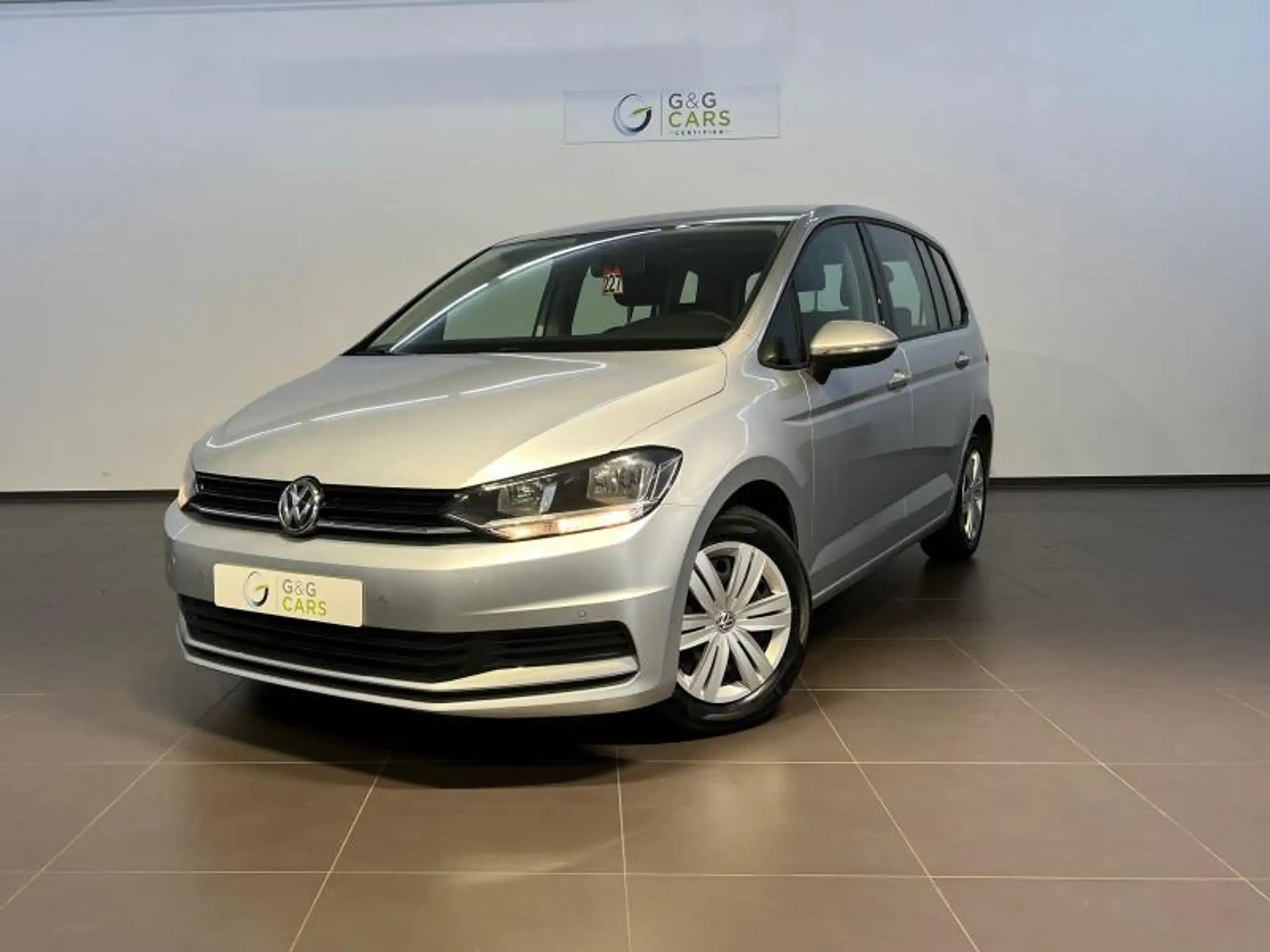 Volkswagen - Touran