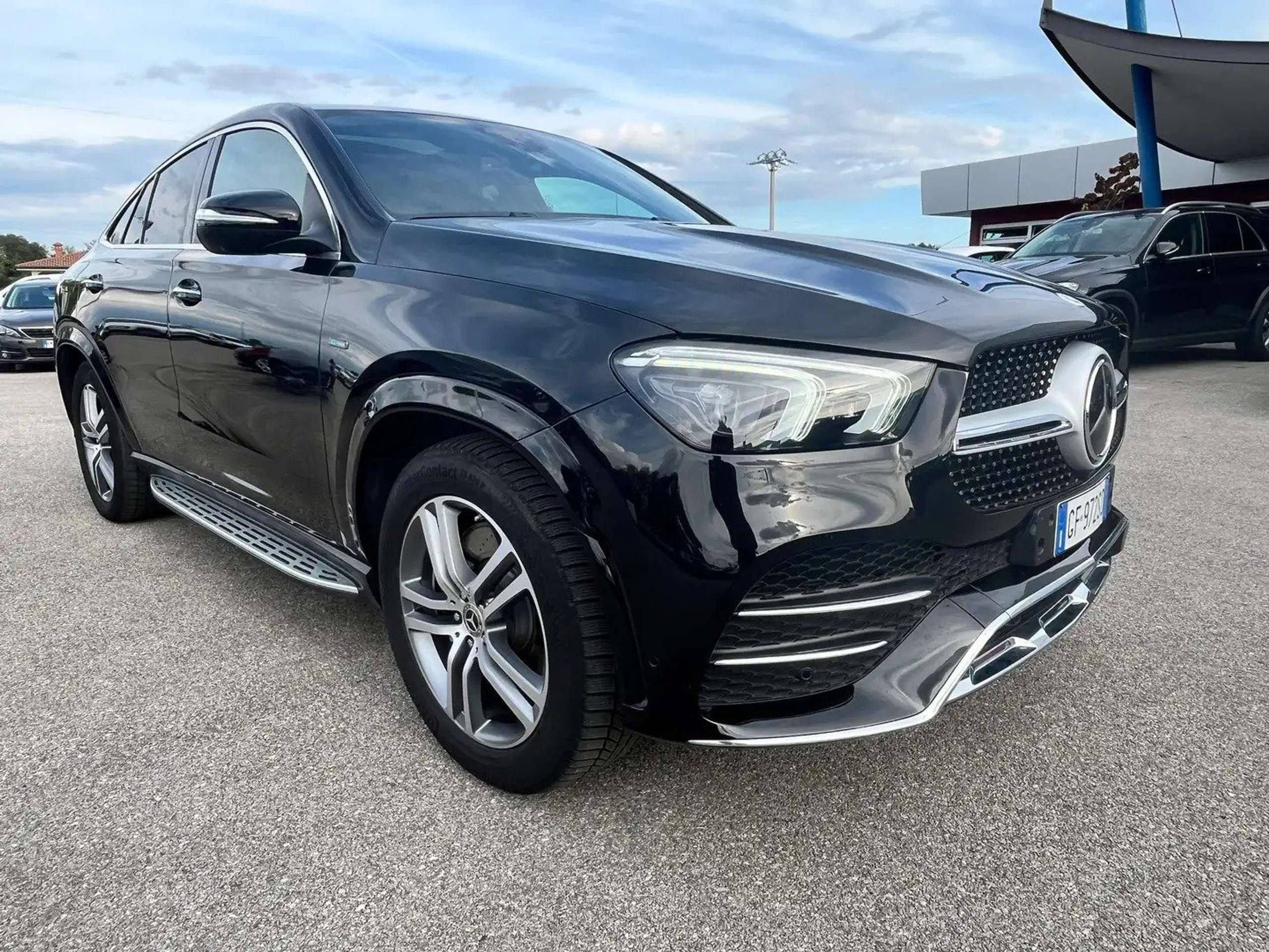 Mercedes-Benz - GLE 350