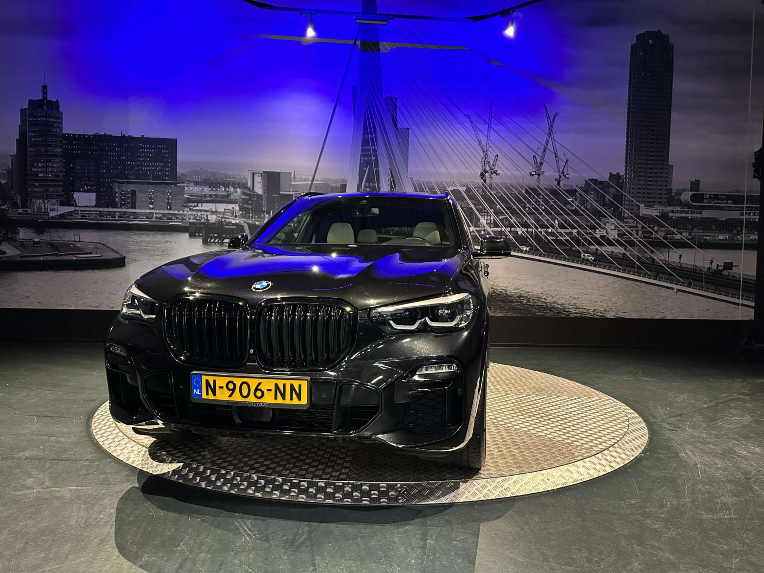 BMW - X5