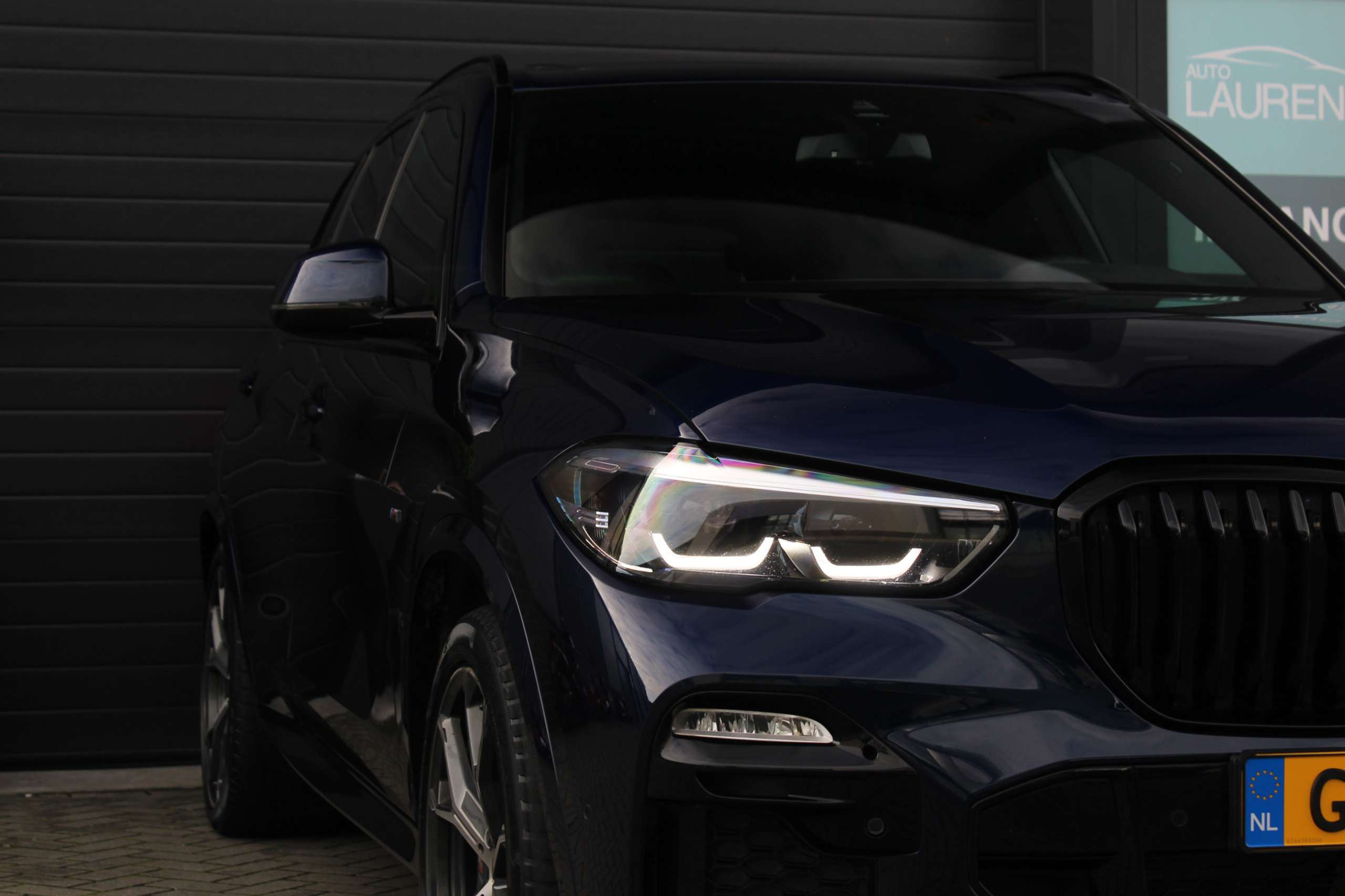 BMW - X5