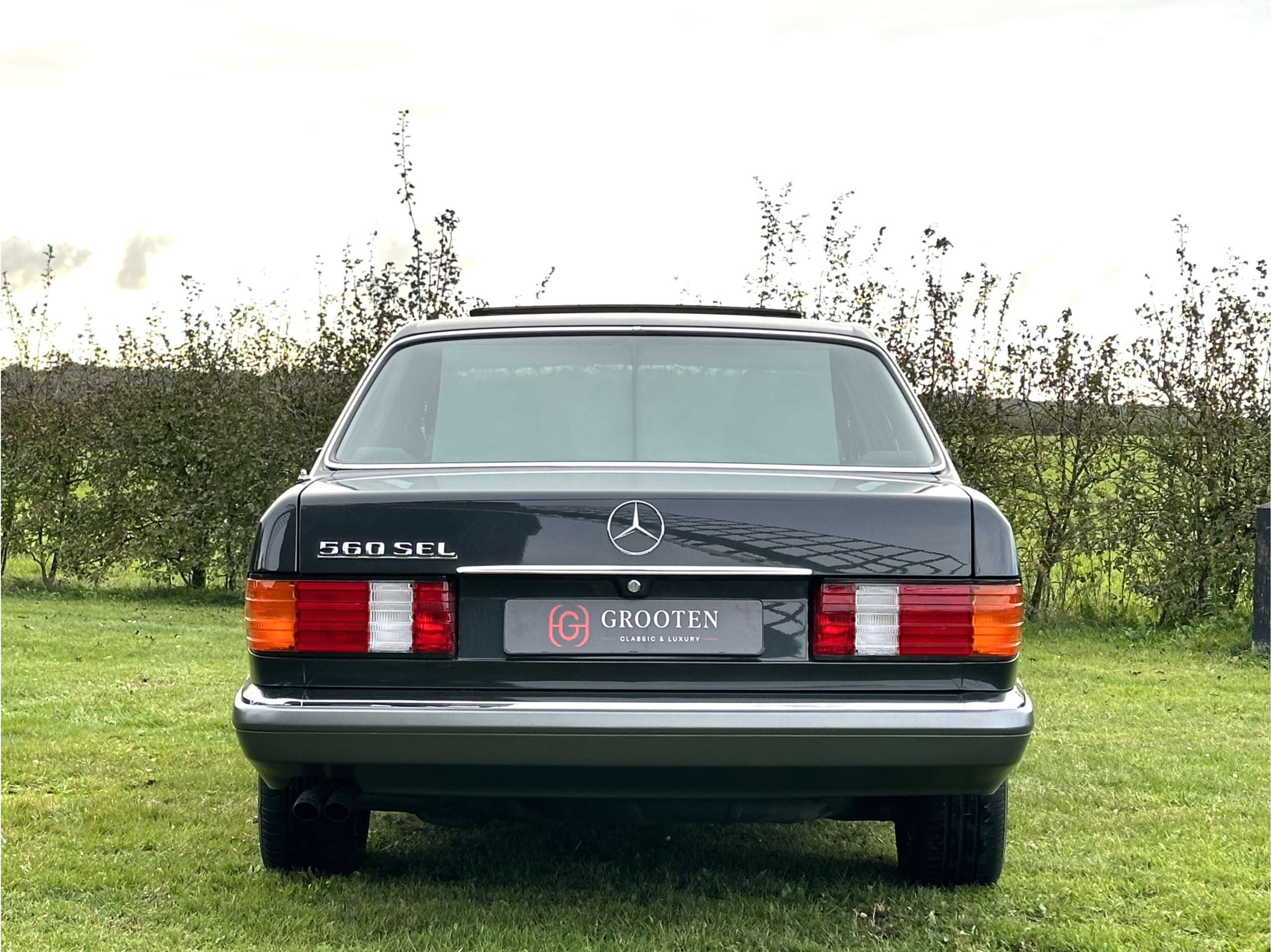 Mercedes-Benz - S 560