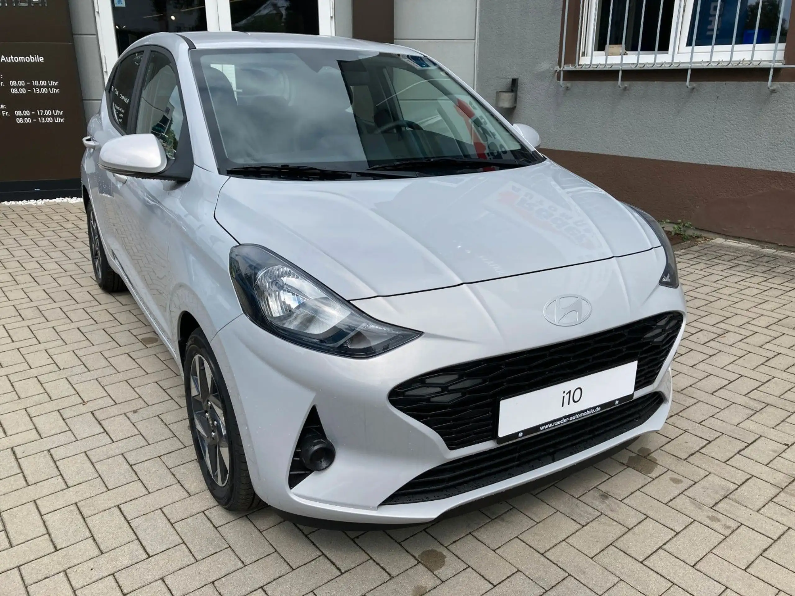 Hyundai - i10