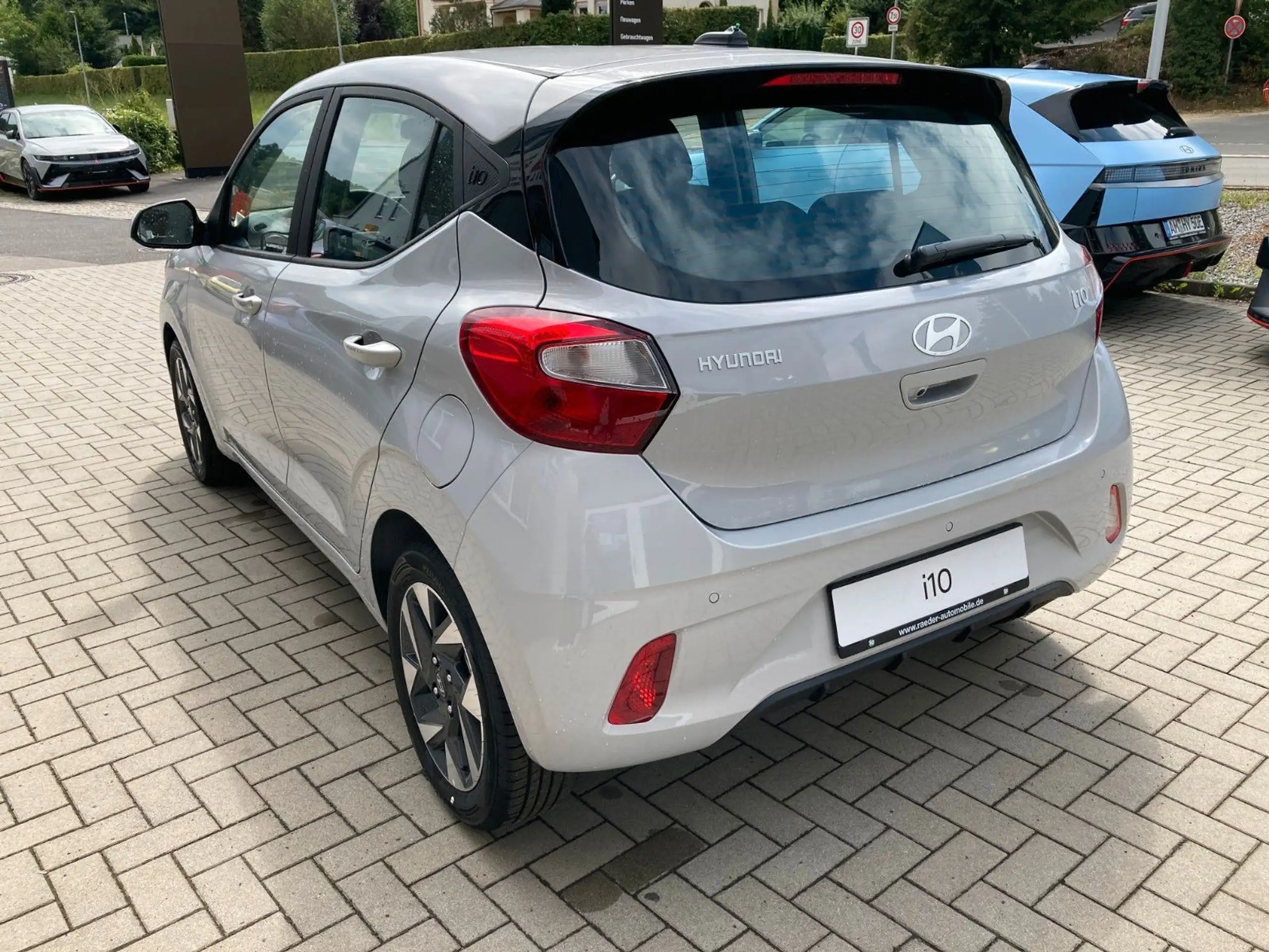 Hyundai - i10