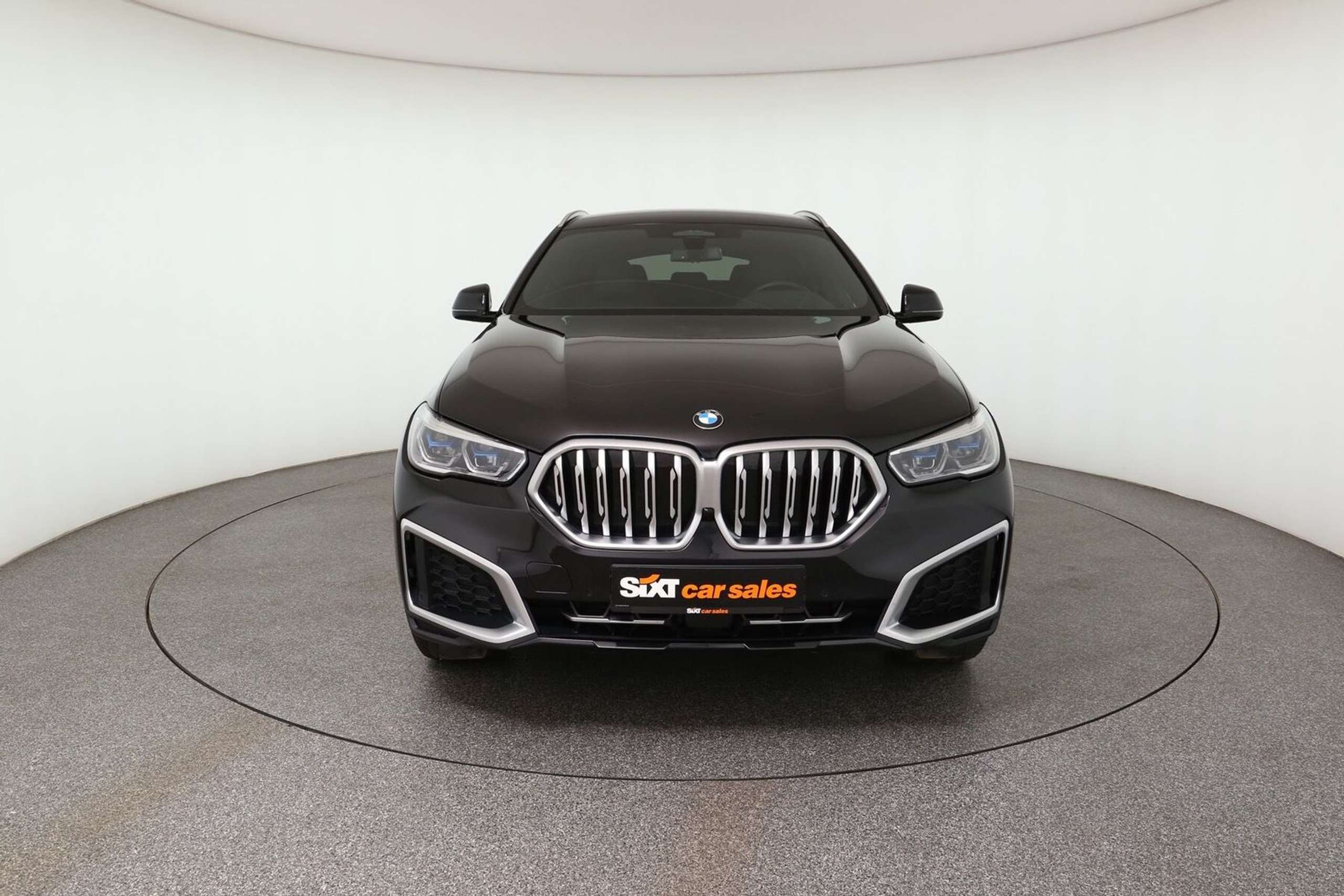 BMW - X6