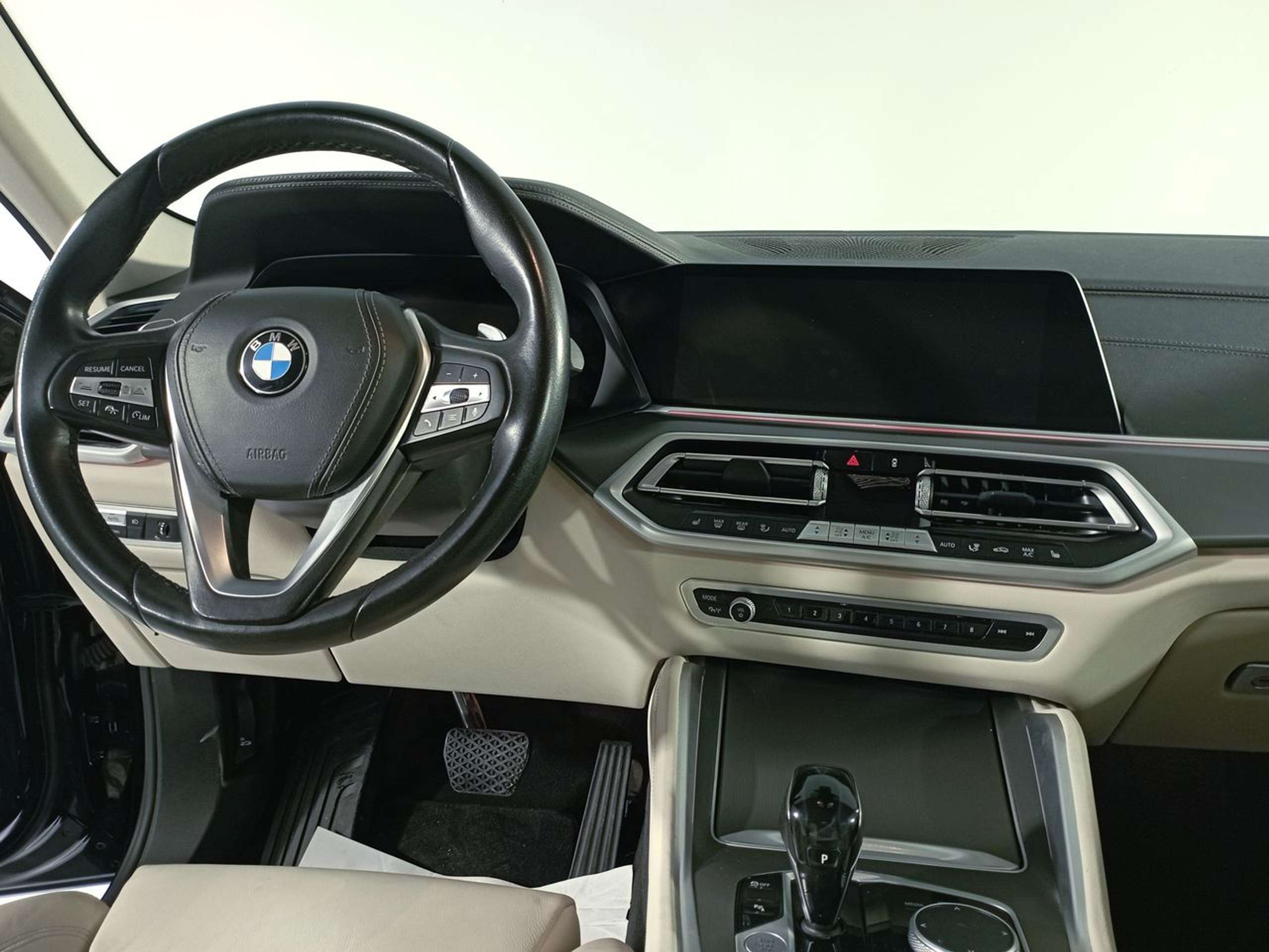 BMW - X6