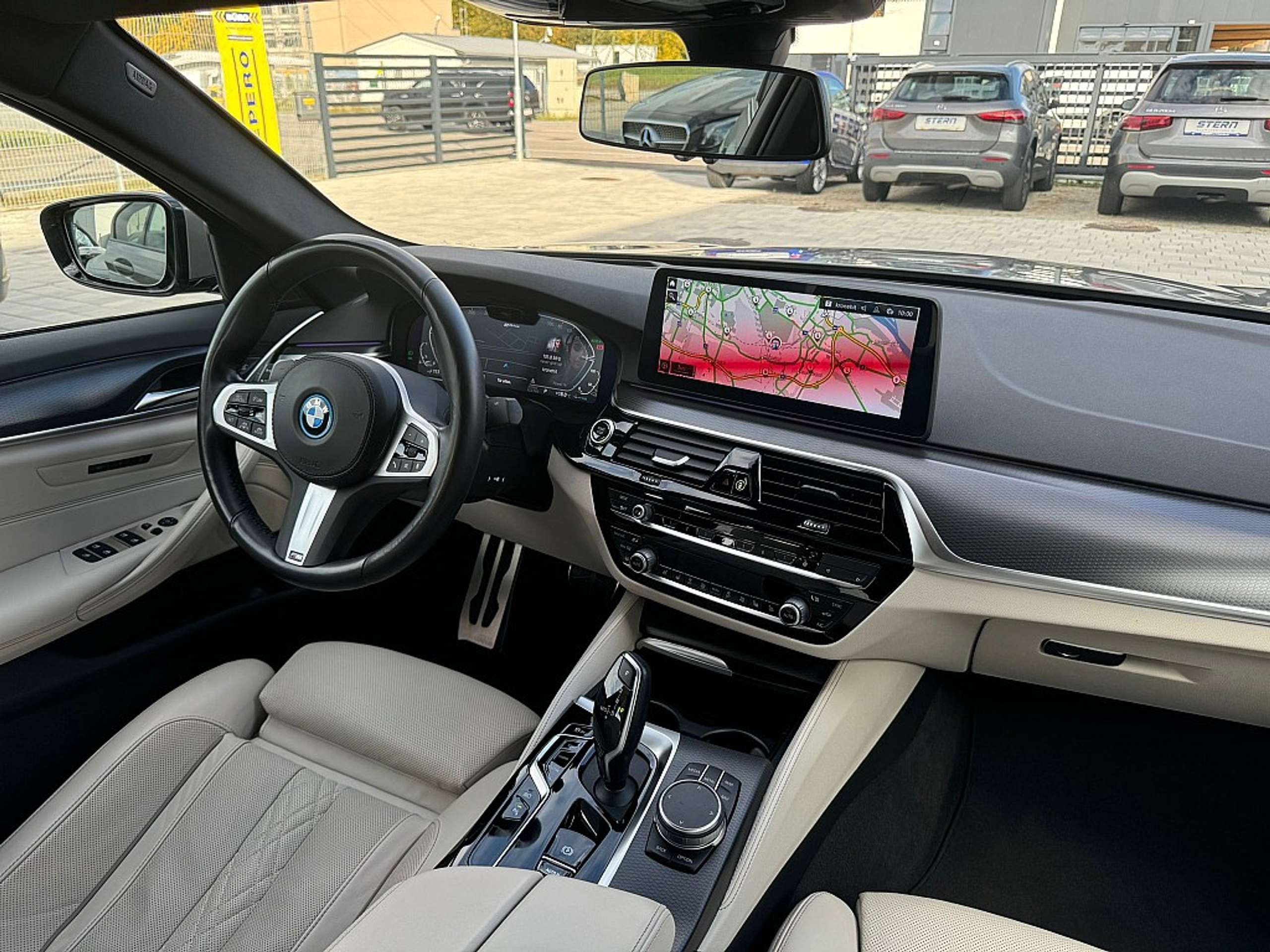 BMW - 545