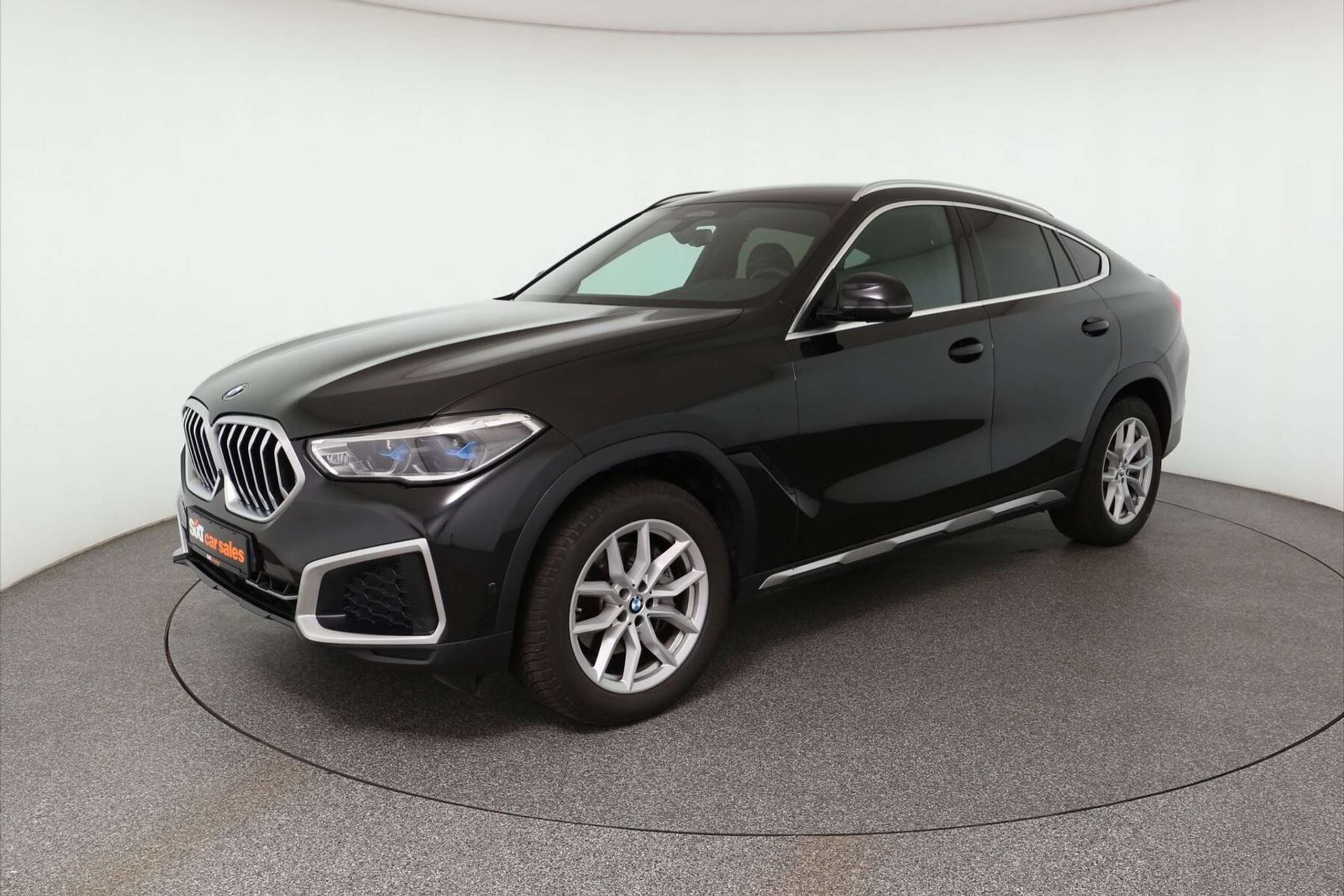 BMW - X6