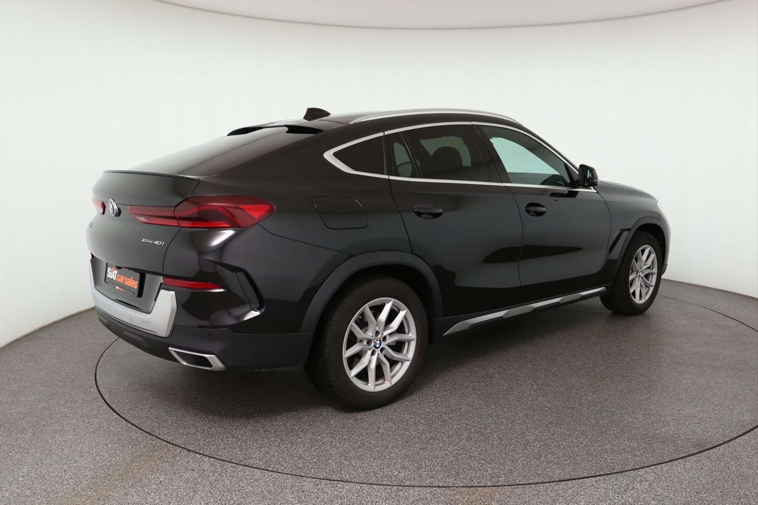 BMW - X6