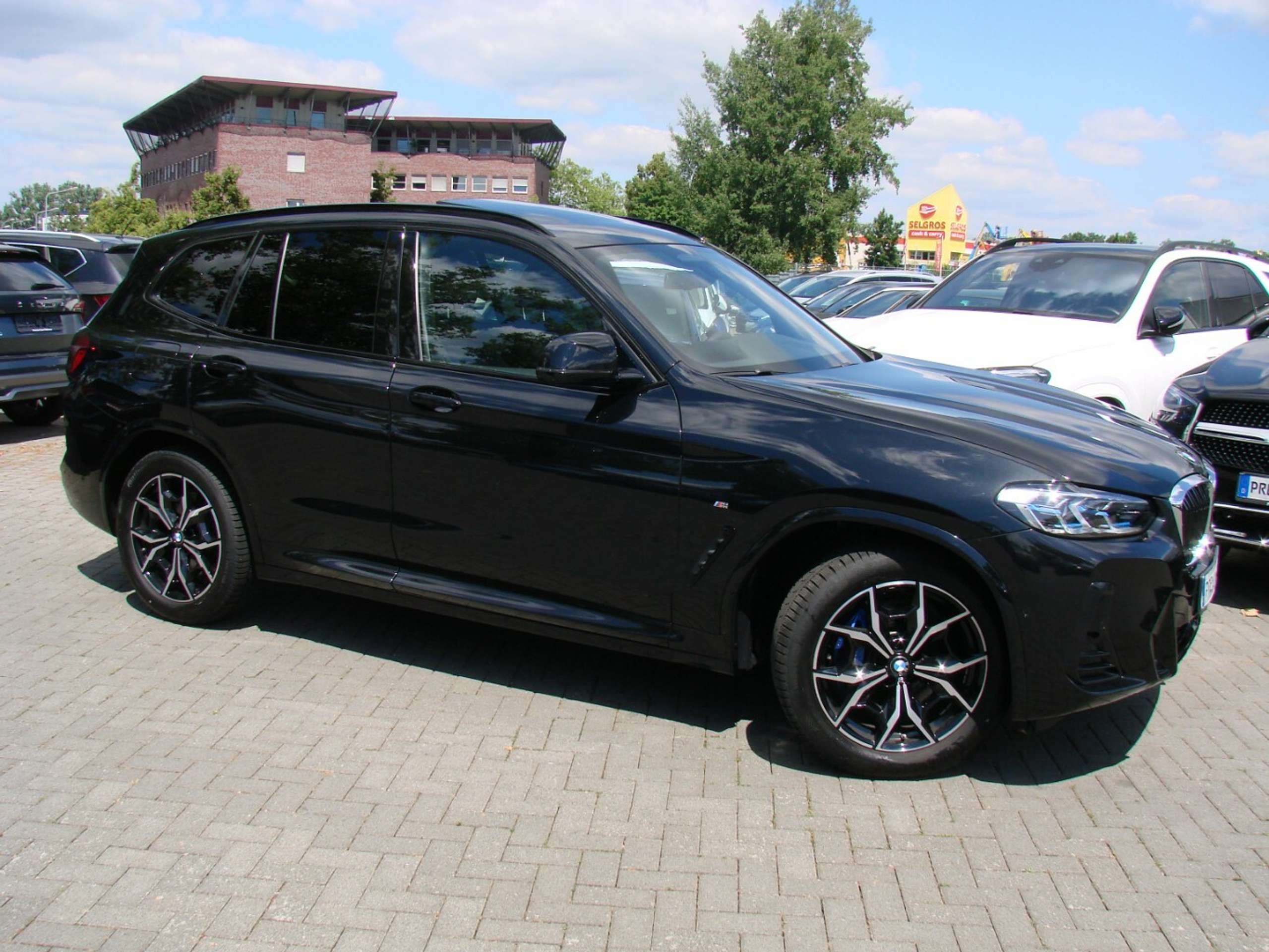 BMW - X3 M