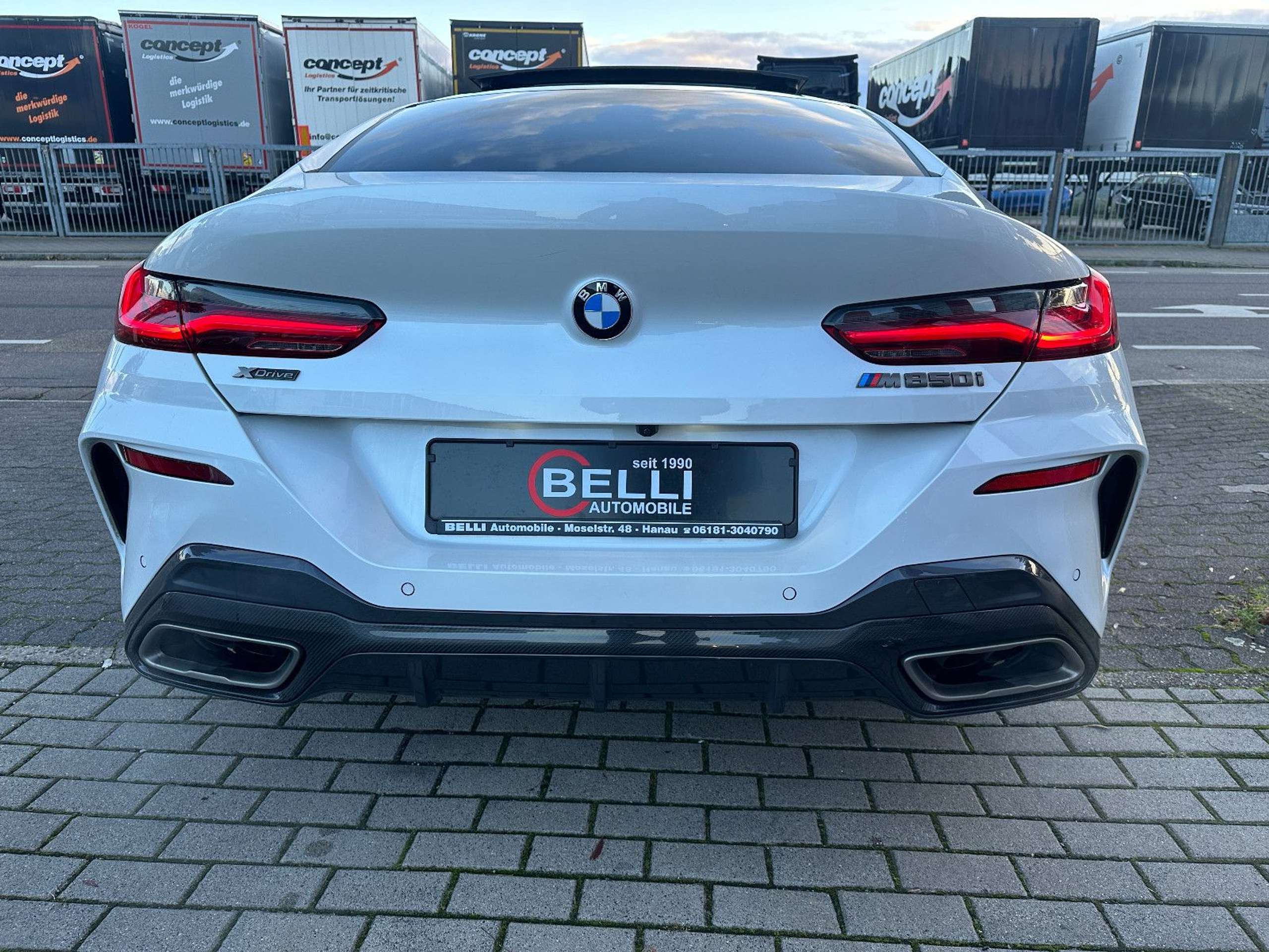 BMW - M850