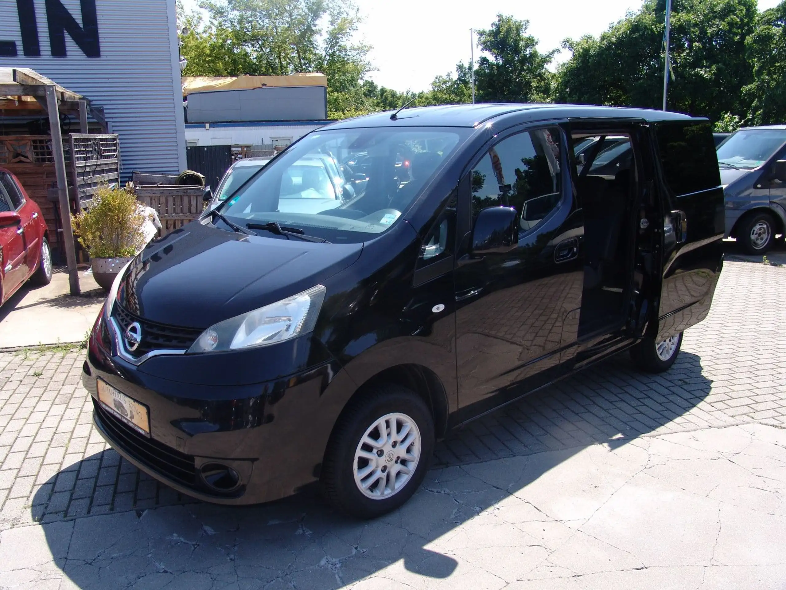 Nissan - NV200