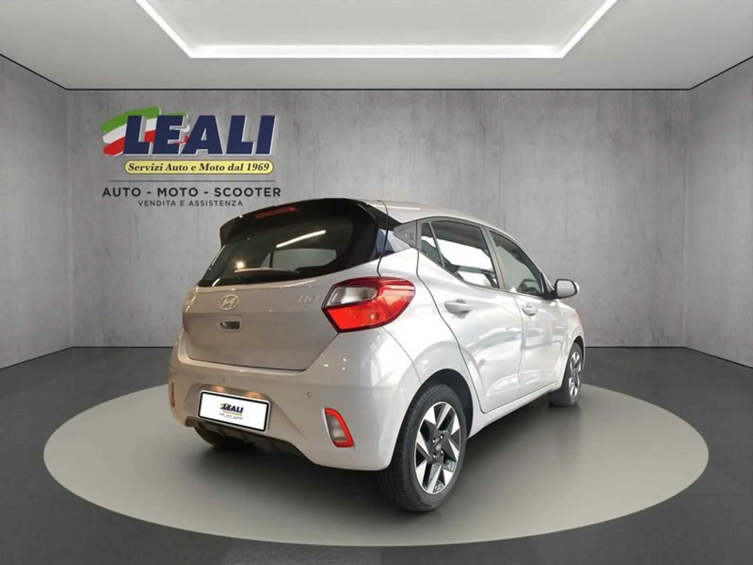 Hyundai - i10