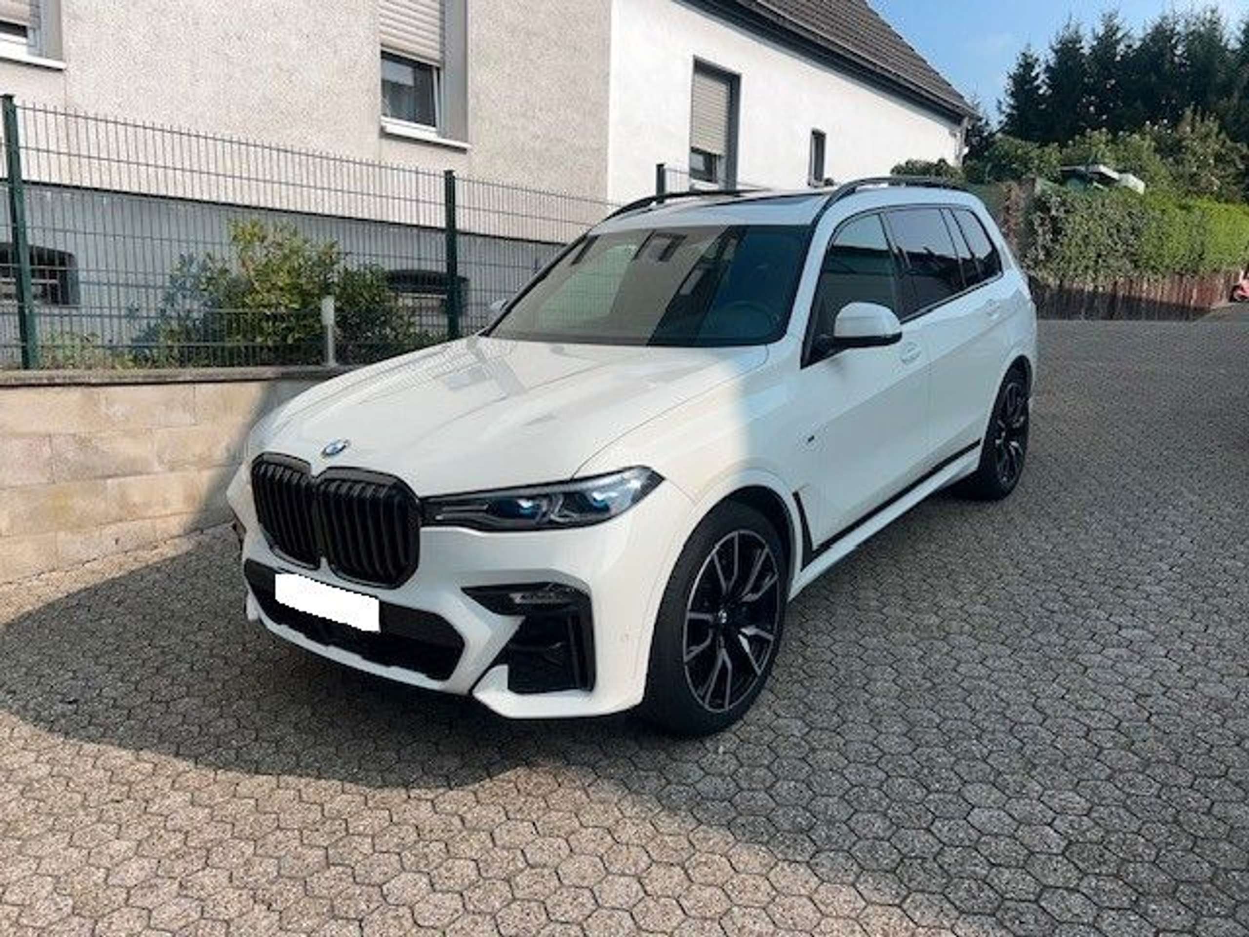 BMW - X7