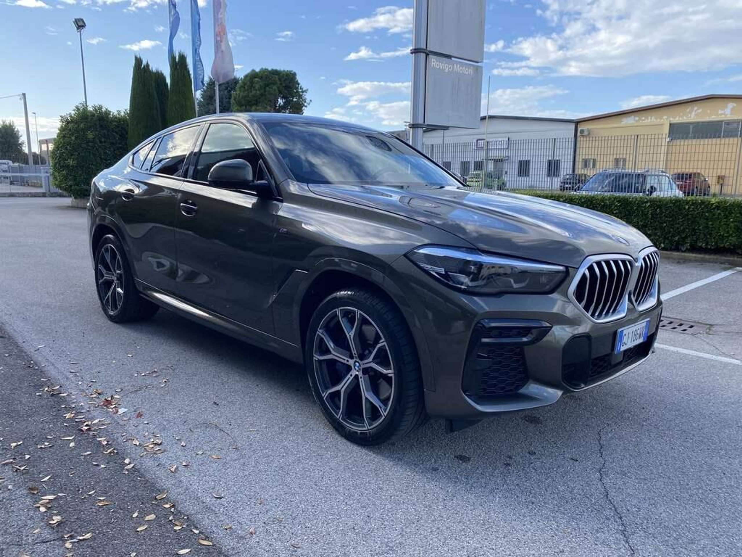 BMW - X6