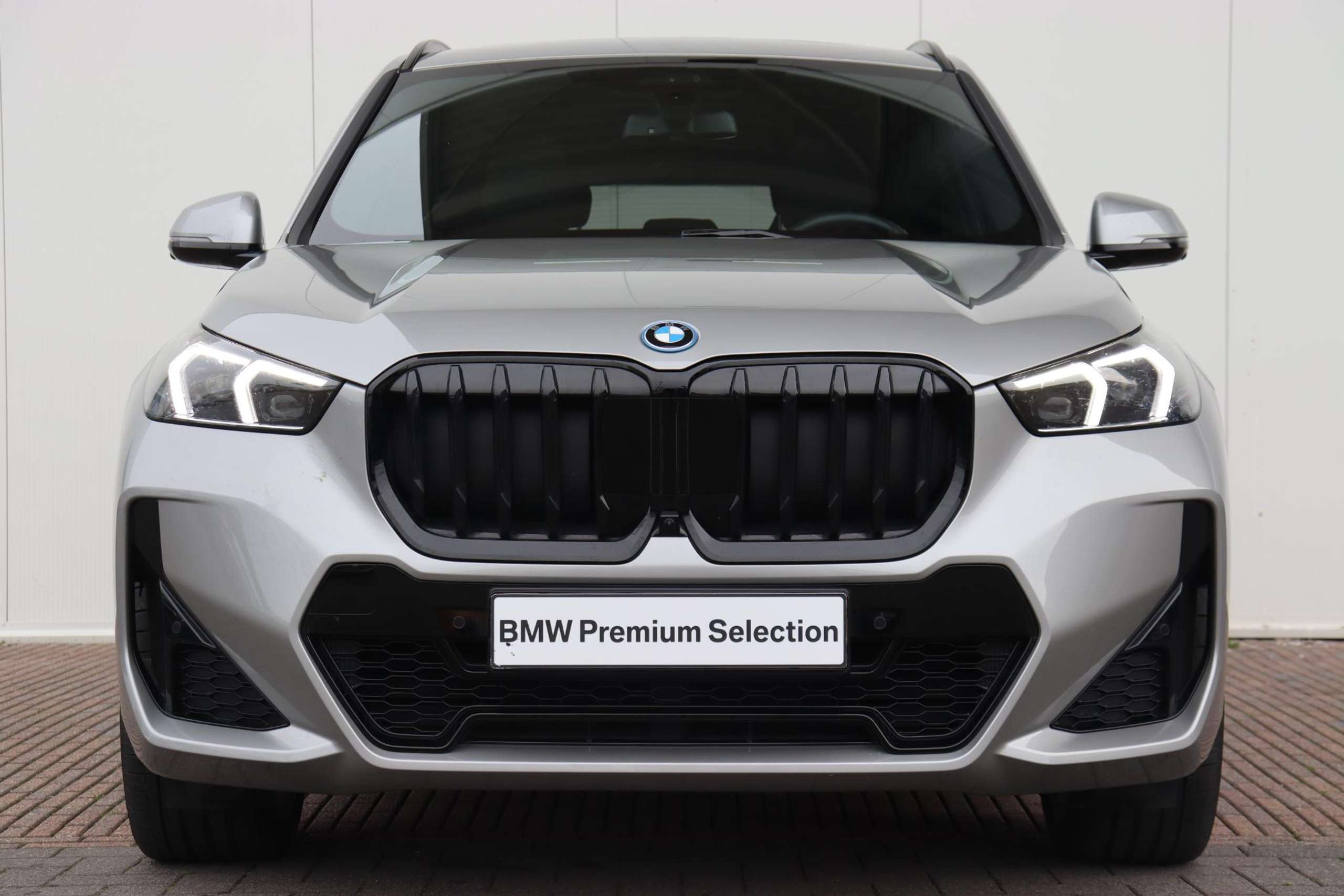 BMW - X1