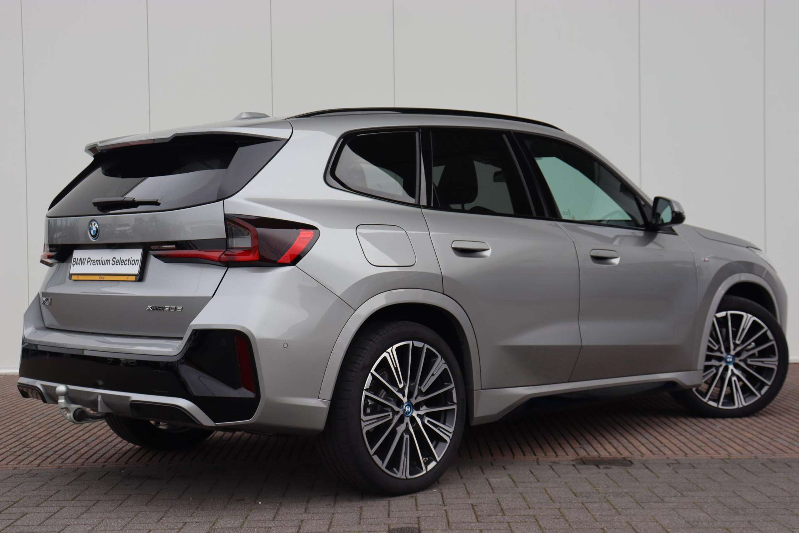 BMW - X1