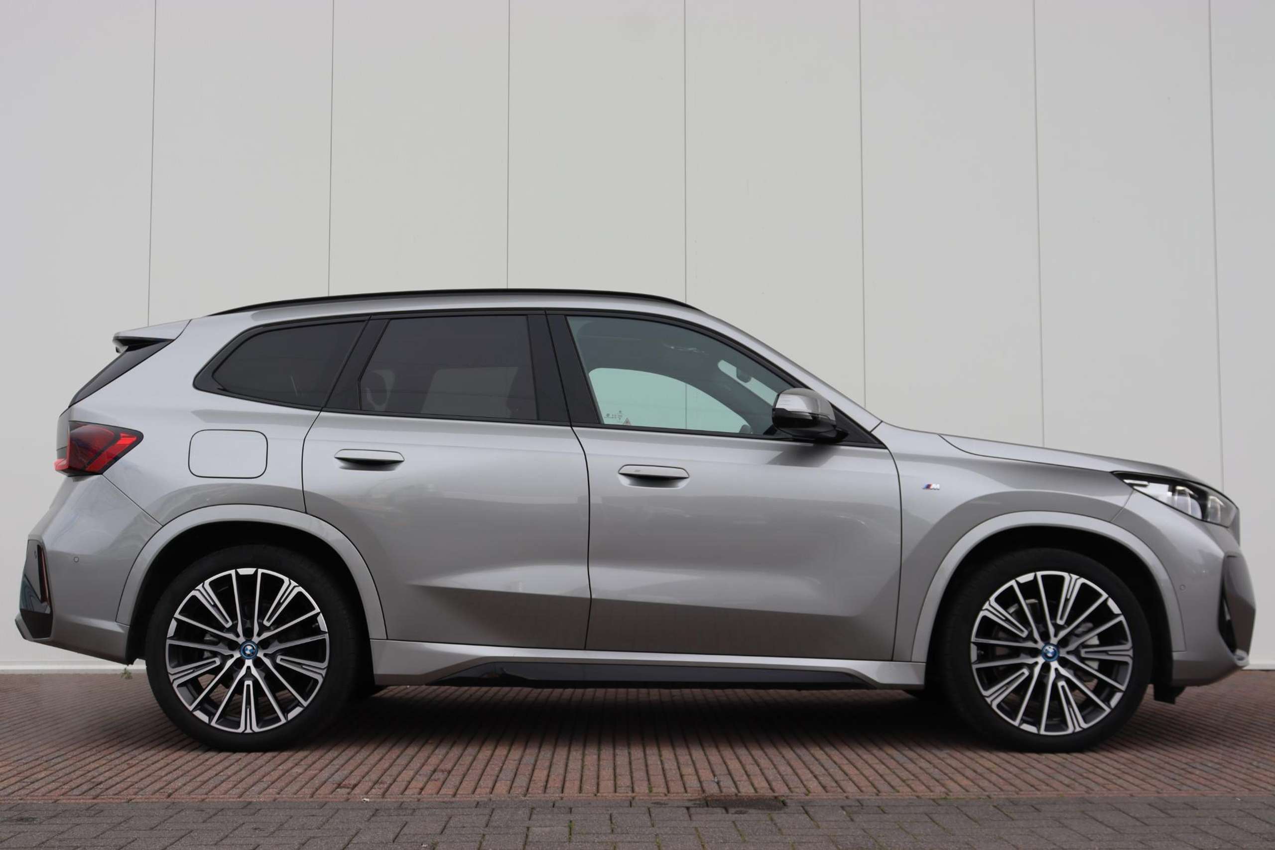 BMW - X1