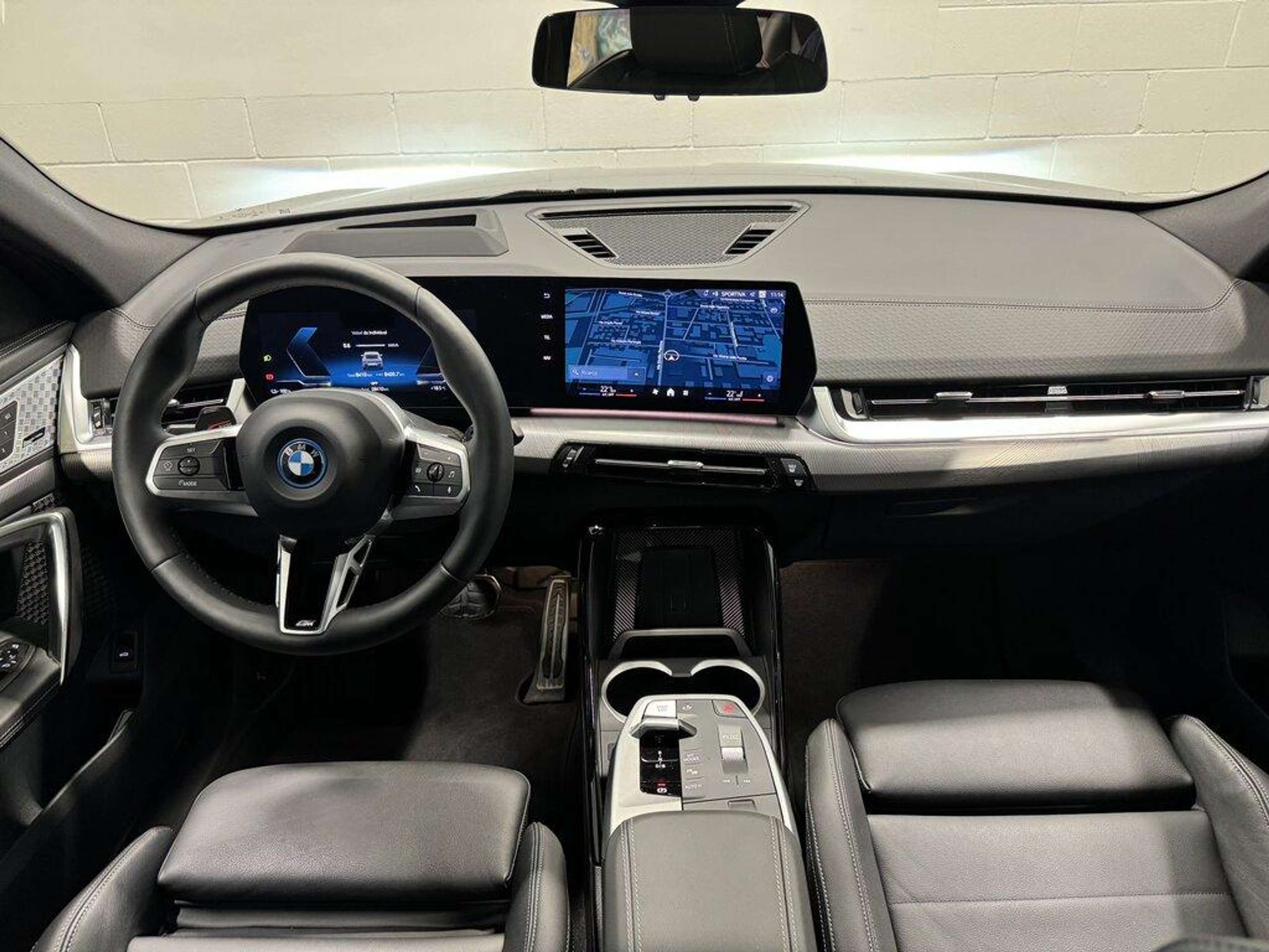 BMW - iX2