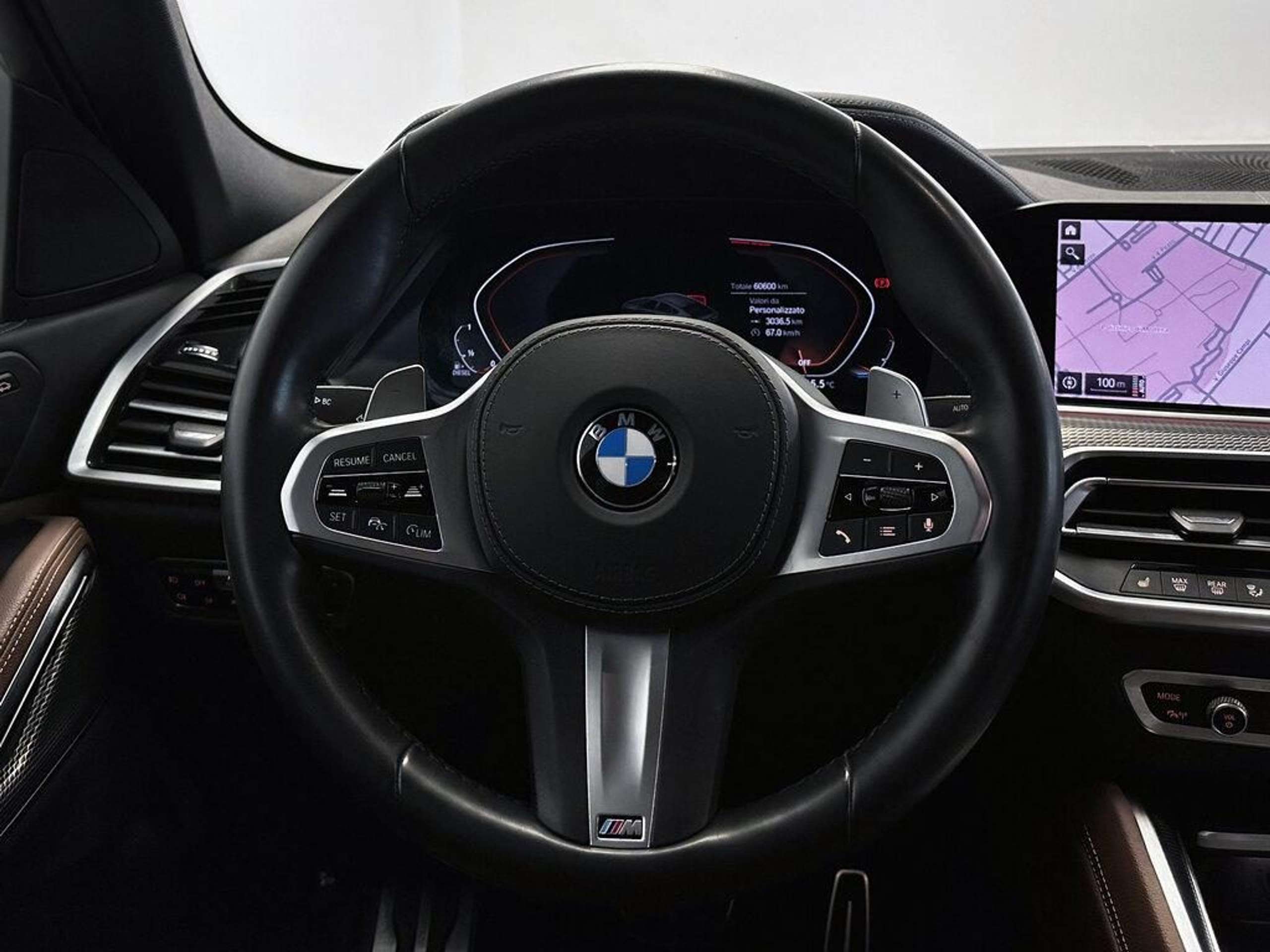 BMW - X6