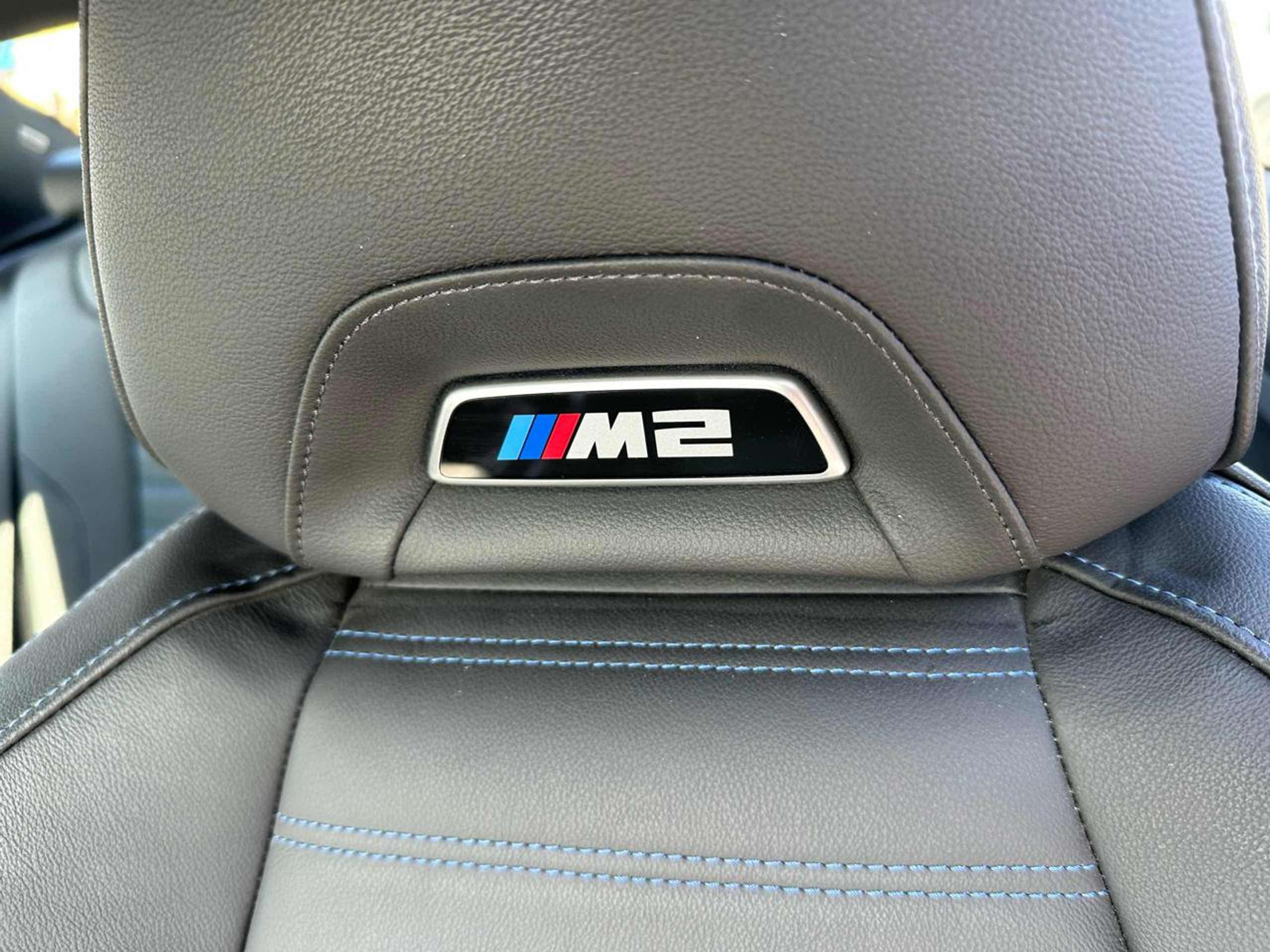 BMW - M2