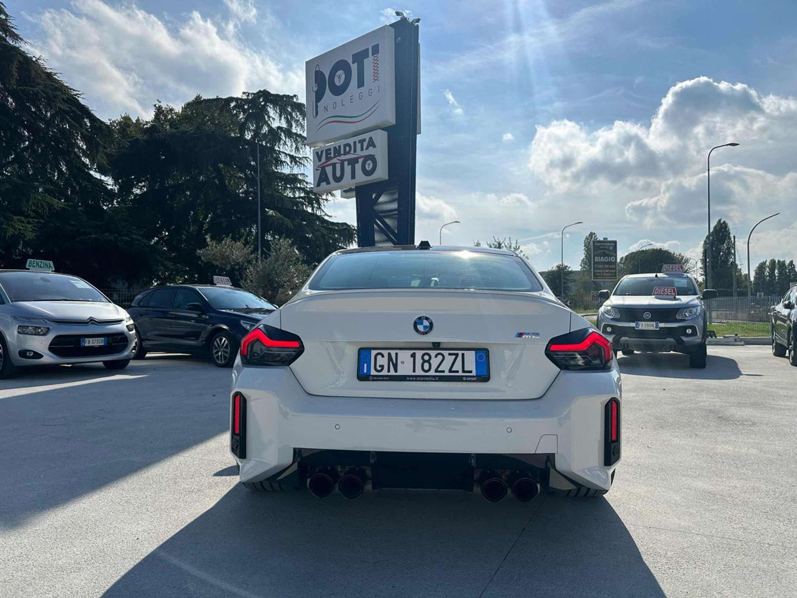 BMW - M2