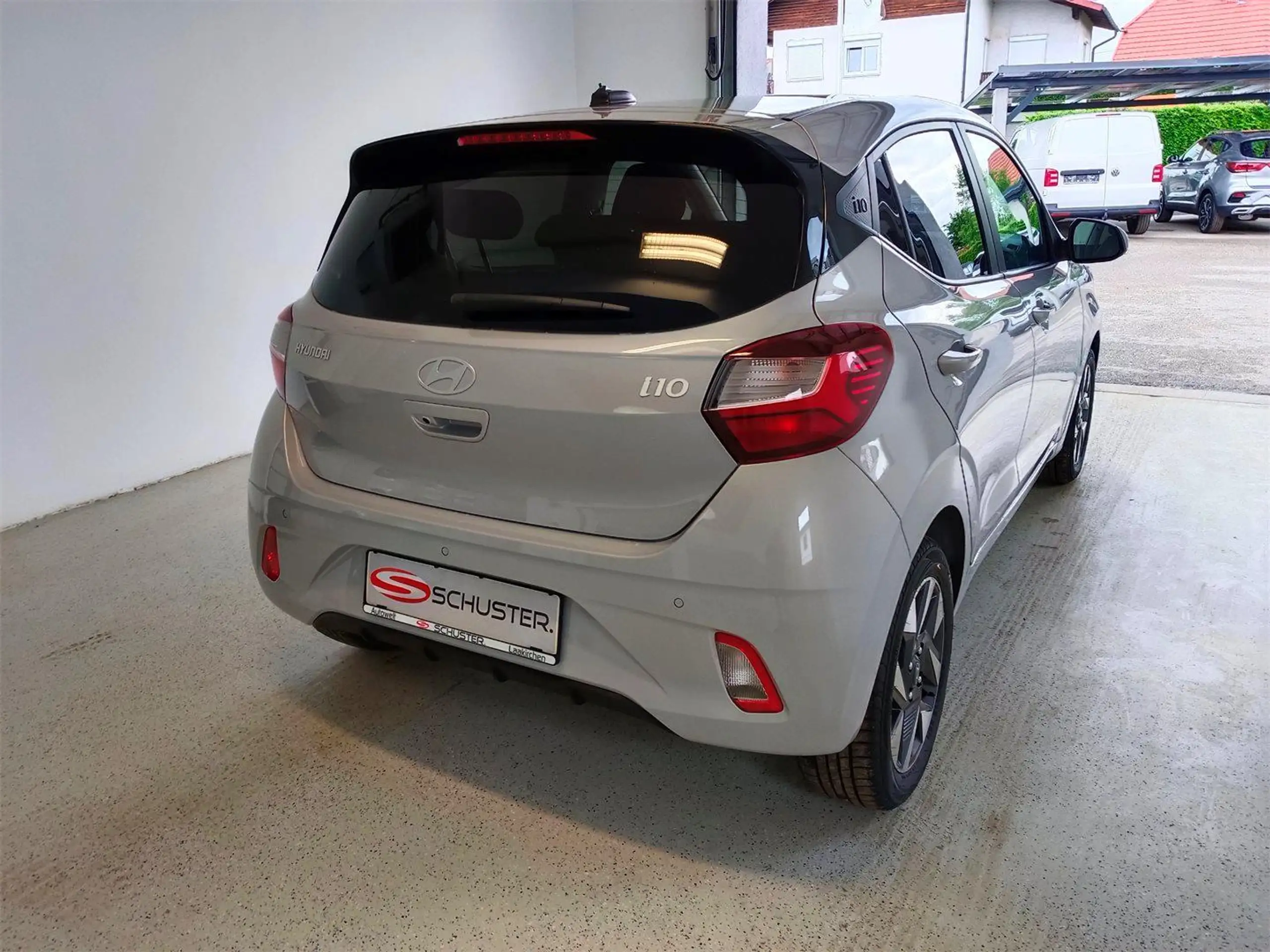 Hyundai - i10